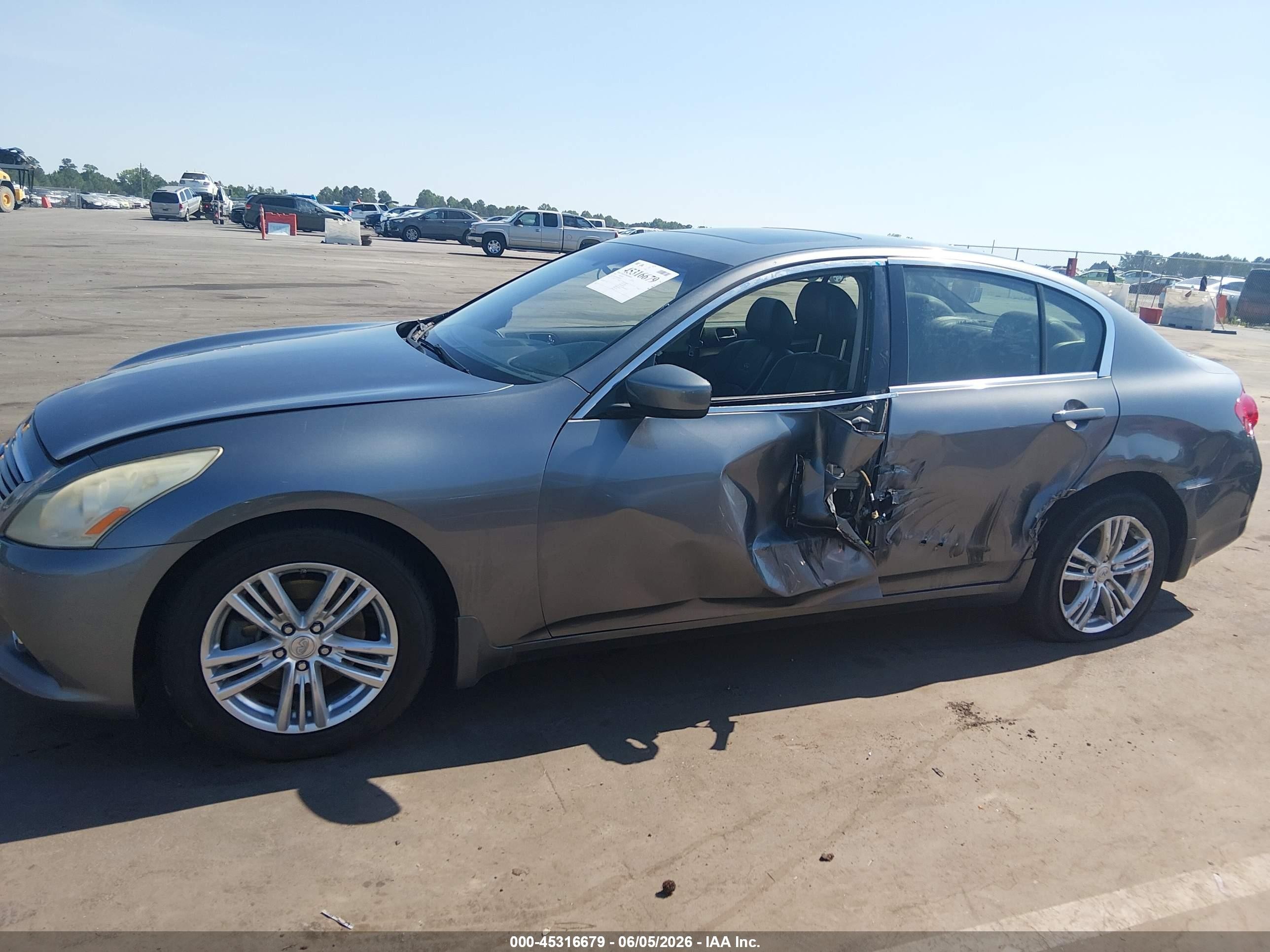 2010 Infiniti G37x   Gray vin: JN1CV6ARXAM458415