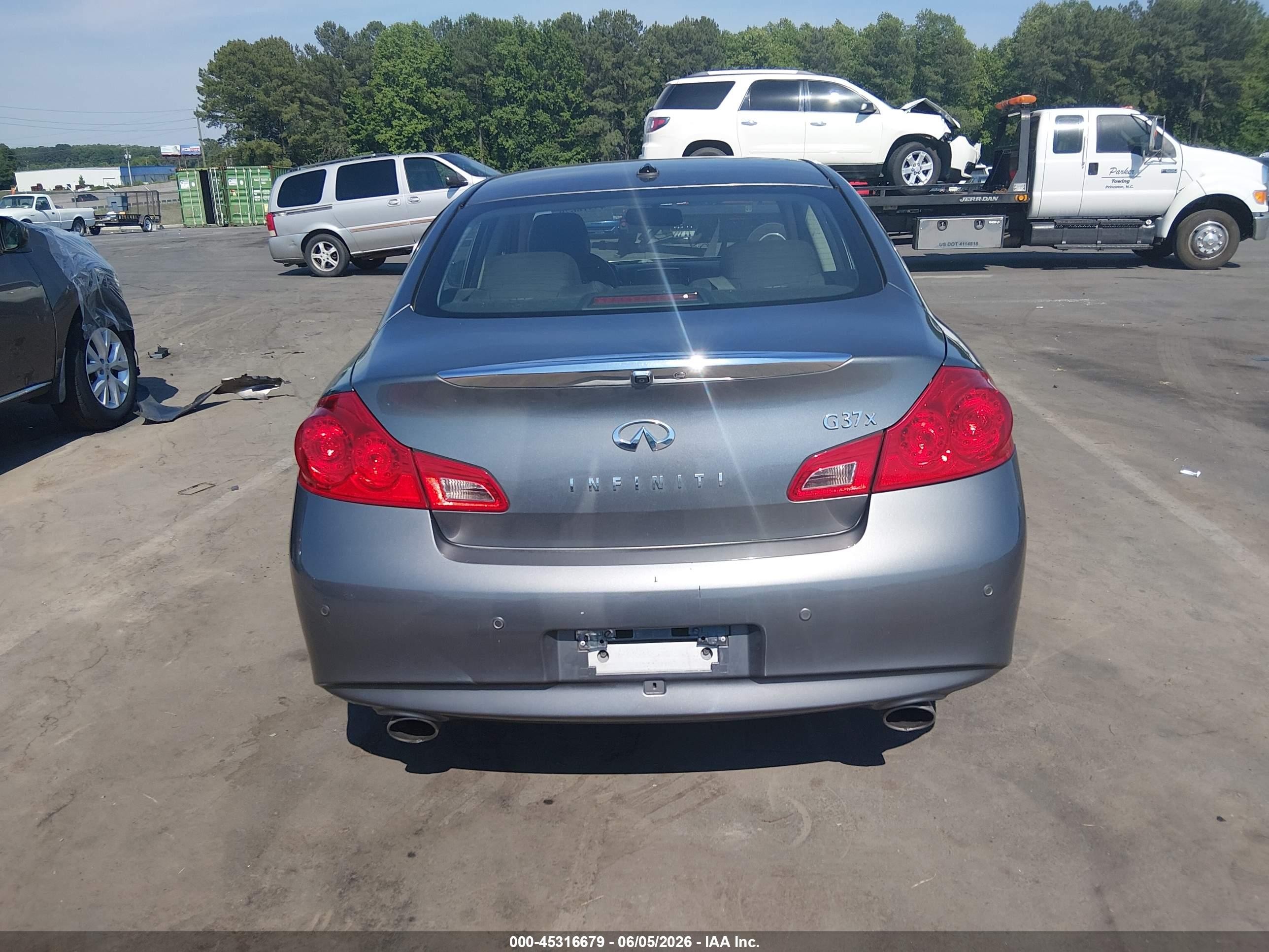 2010 Infiniti G37x   Gray vin: JN1CV6ARXAM458415