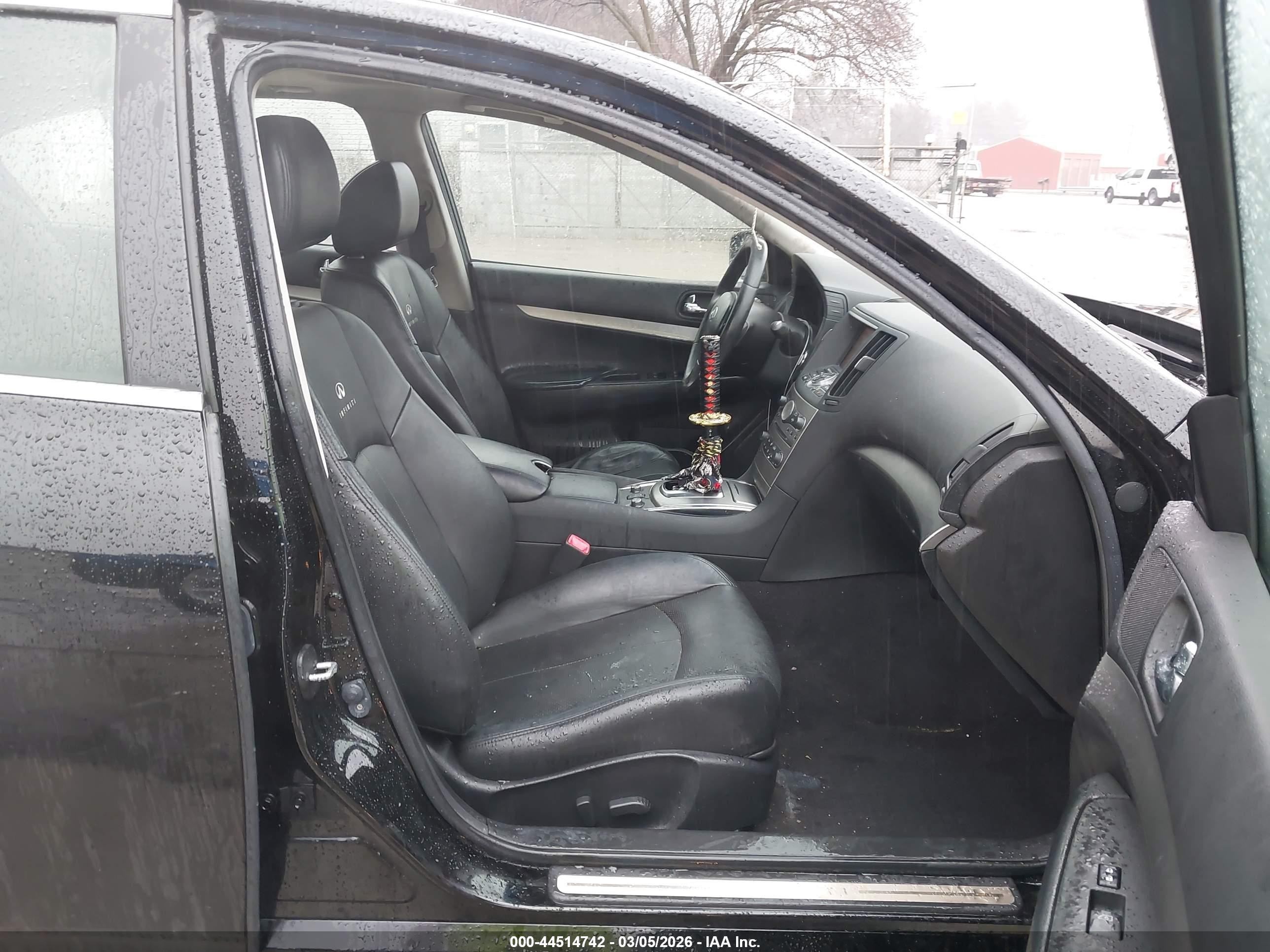 2011 Infiniti G37x   Черный vin: JN1CV6ARXBM350796