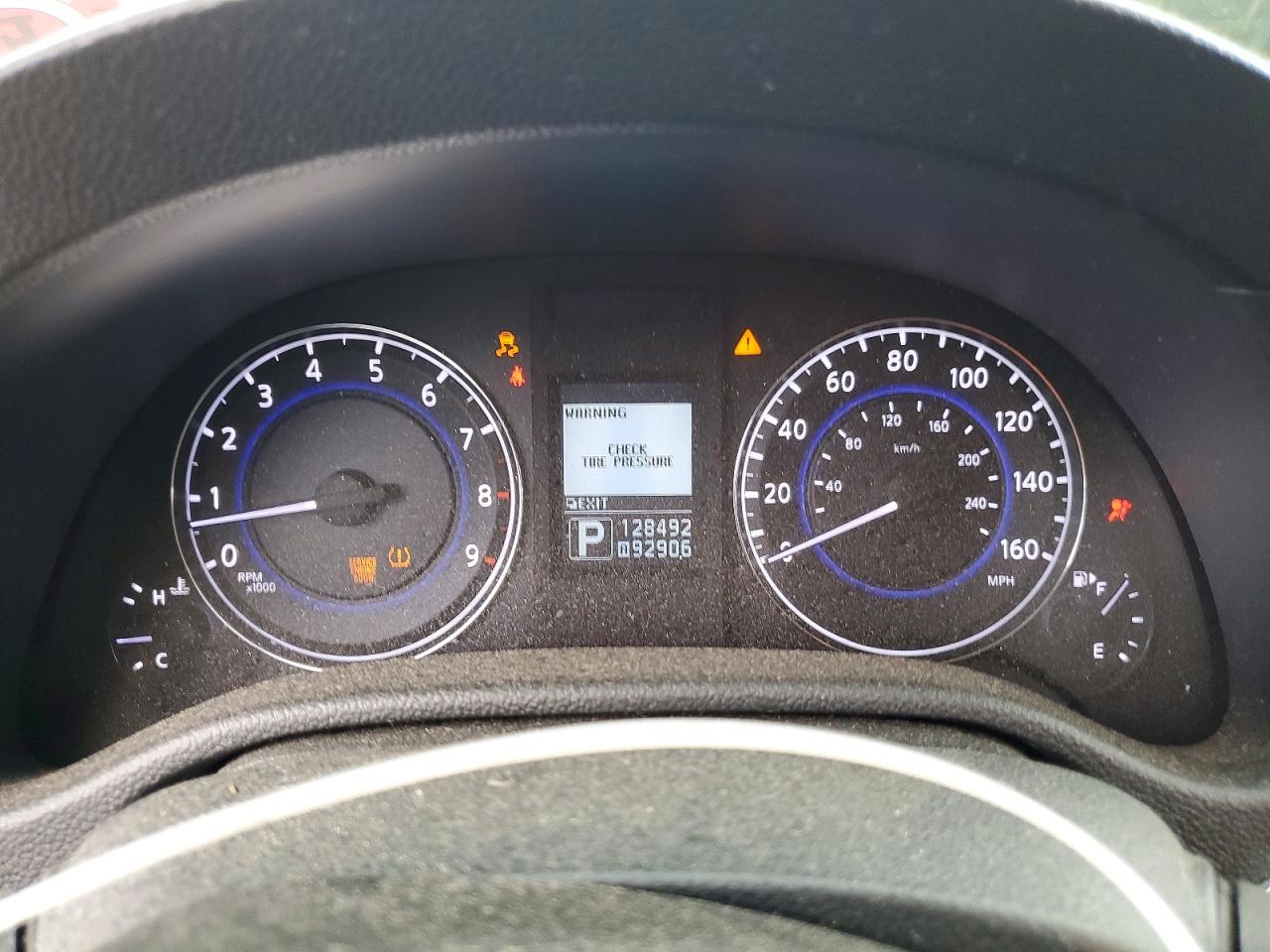 2011 Infiniti G37 Sedan X Silver vin: JN1CV6ARXBM355805