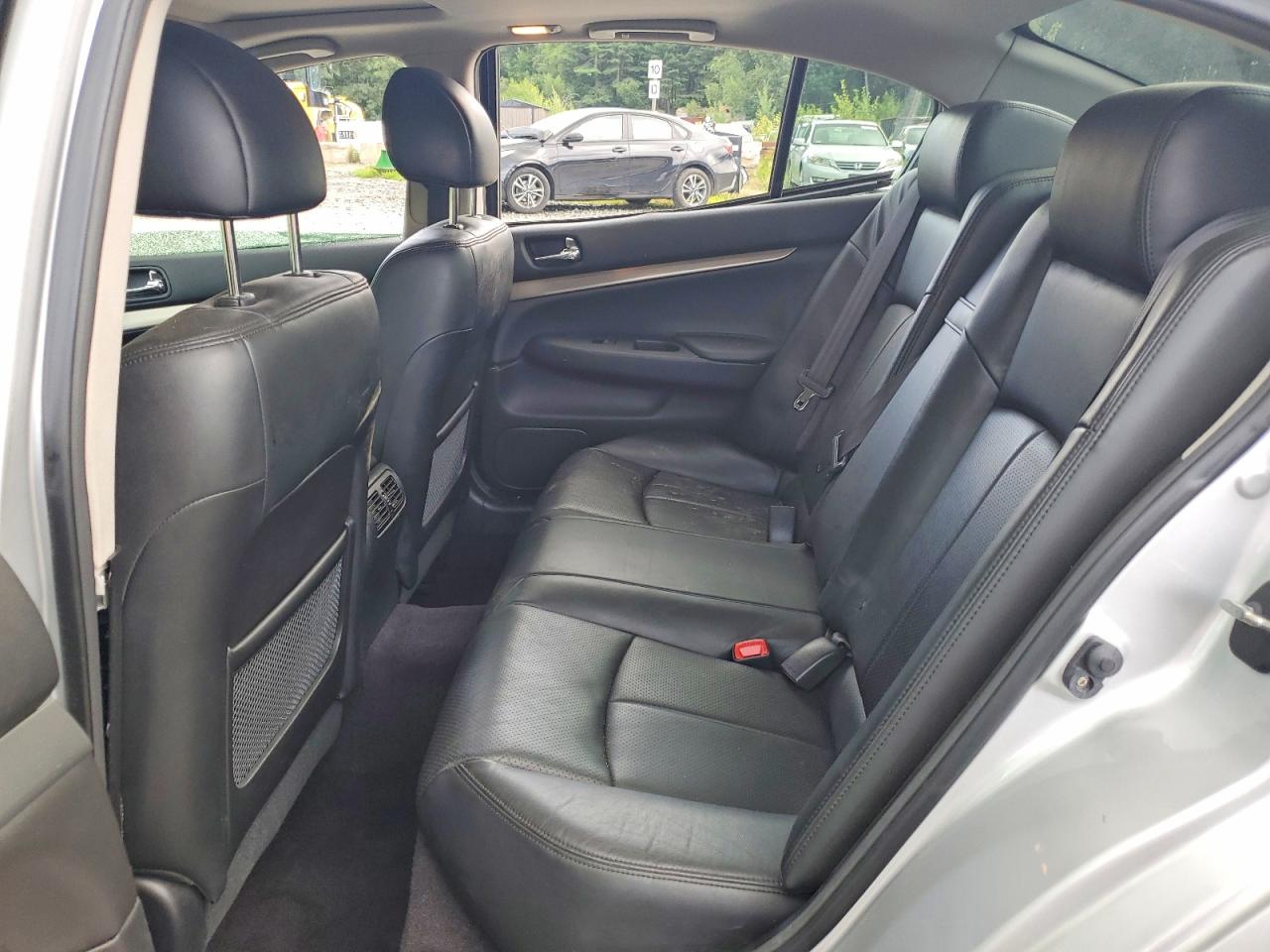 2011 Infiniti G37 Sedan X Silver vin: JN1CV6ARXBM355805