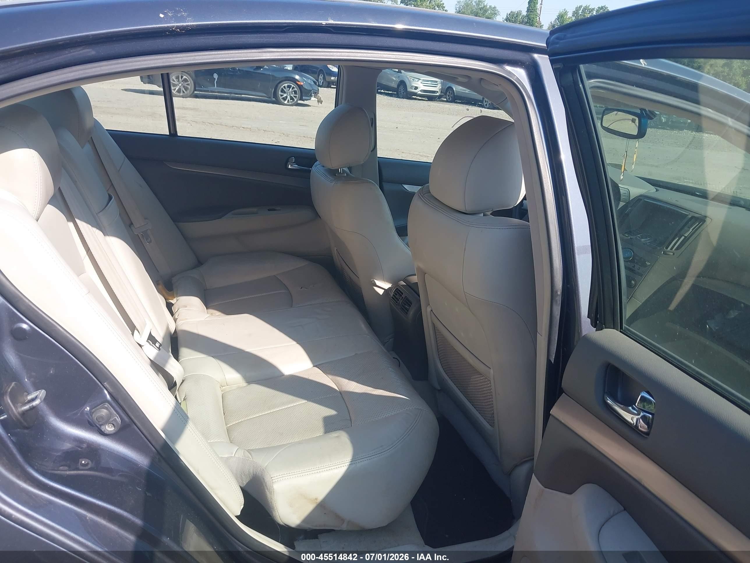 2011 Infiniti G37x   Gray vin: JN1CV6ARXBM402315