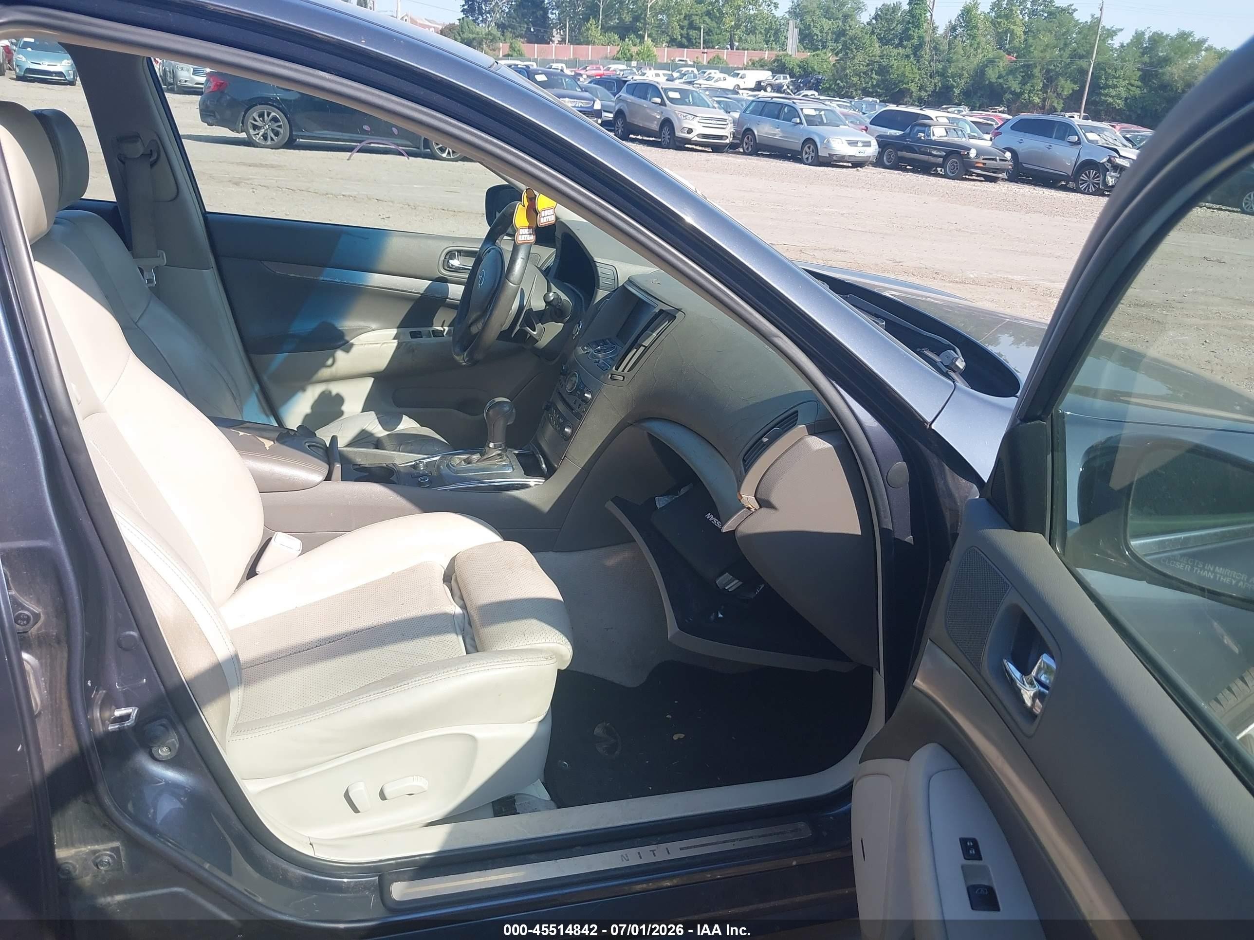 2011 Infiniti G37x   Gray vin: JN1CV6ARXBM402315
