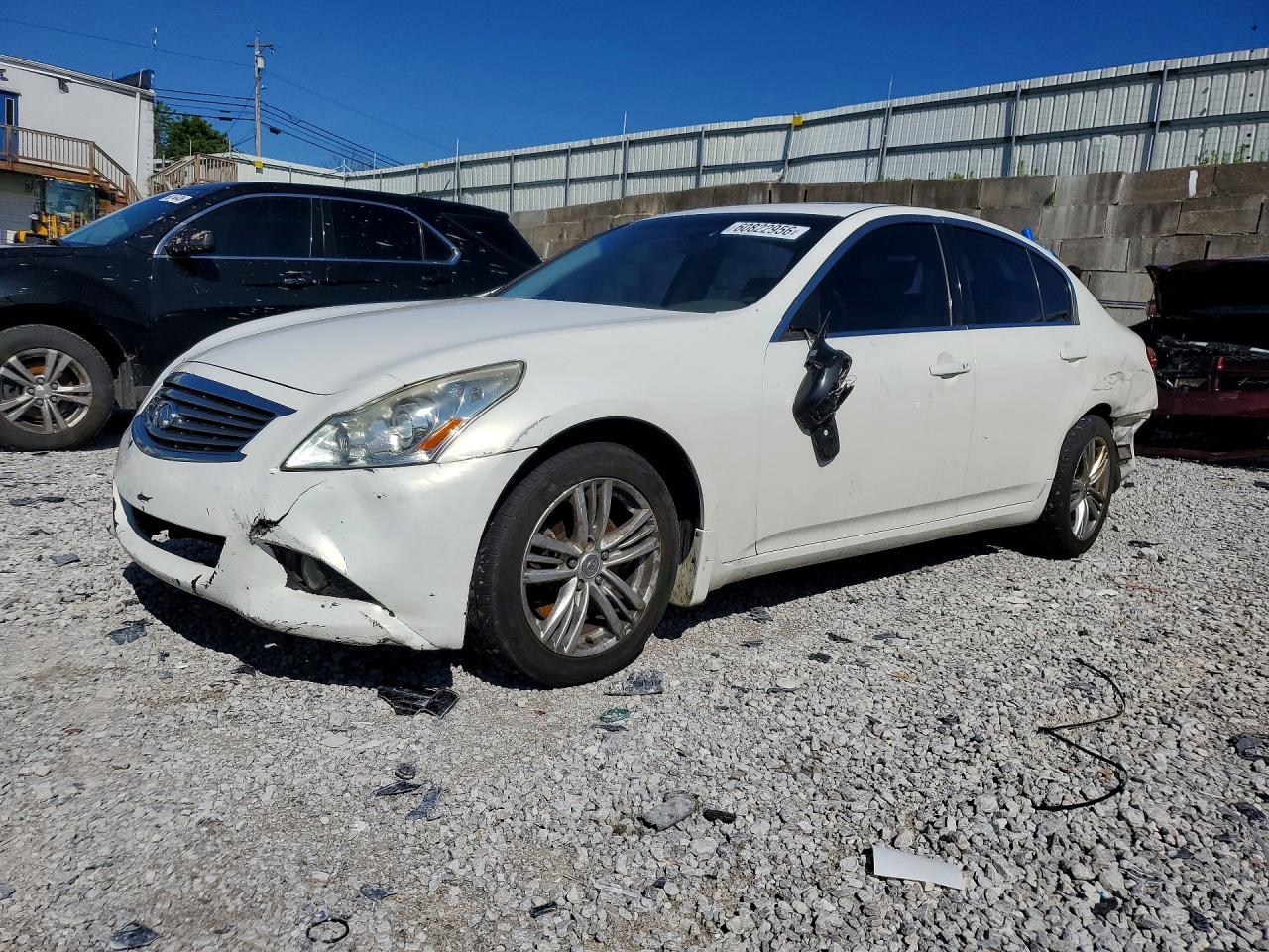 2011 Infiniti G37 White vin: JN1CV6ARXBM407952