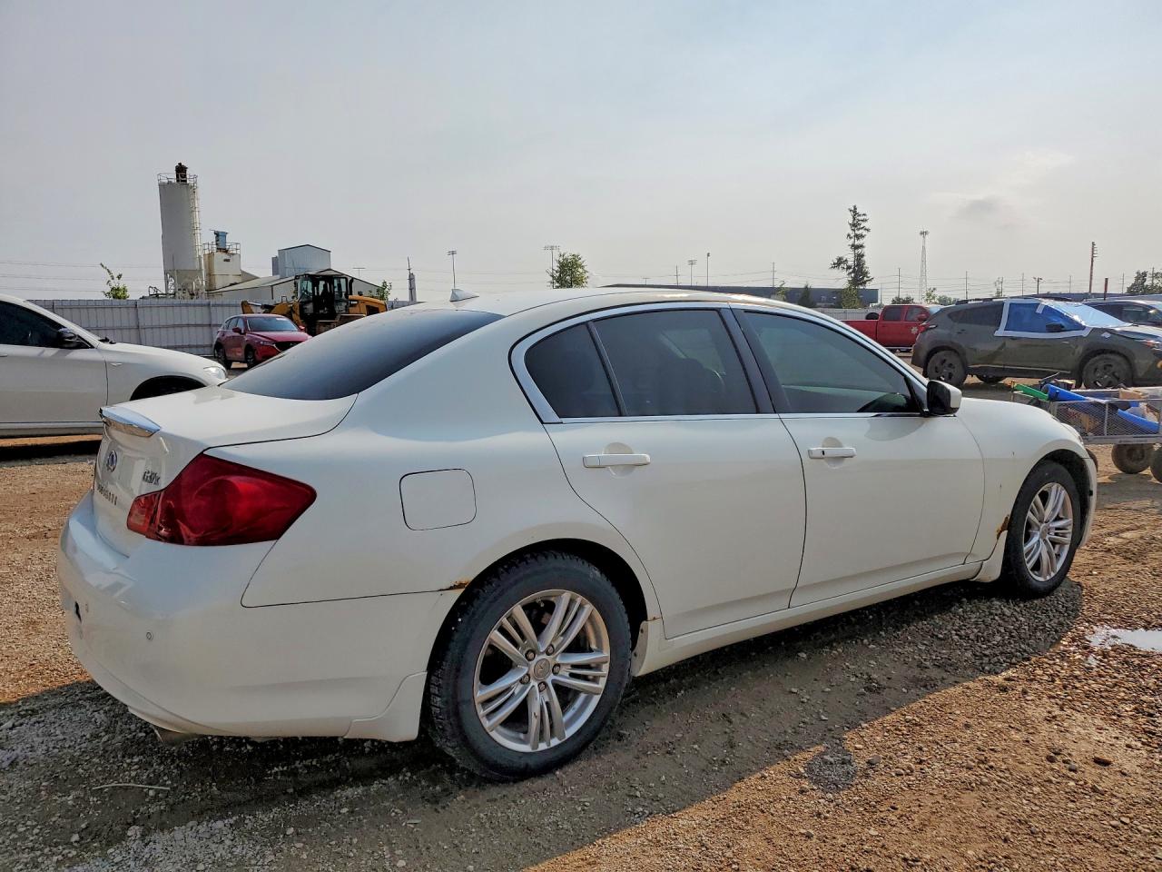 2012 Infiniti G37 Sedan X Белый vin: JN1CV6ARXCM970016