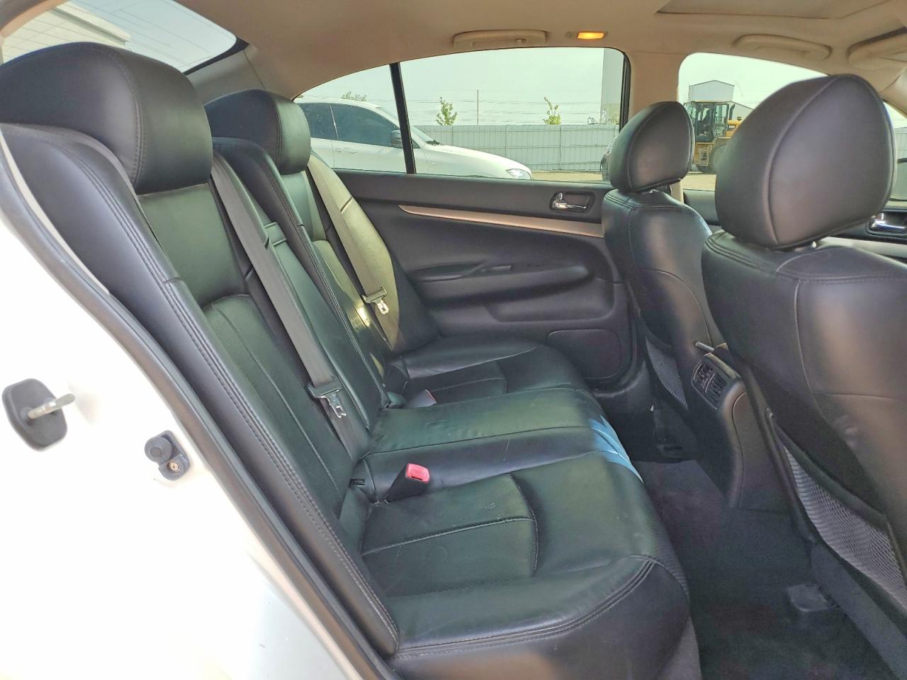 2012 Infiniti G37 Sedan X Белый vin: JN1CV6ARXCM970016