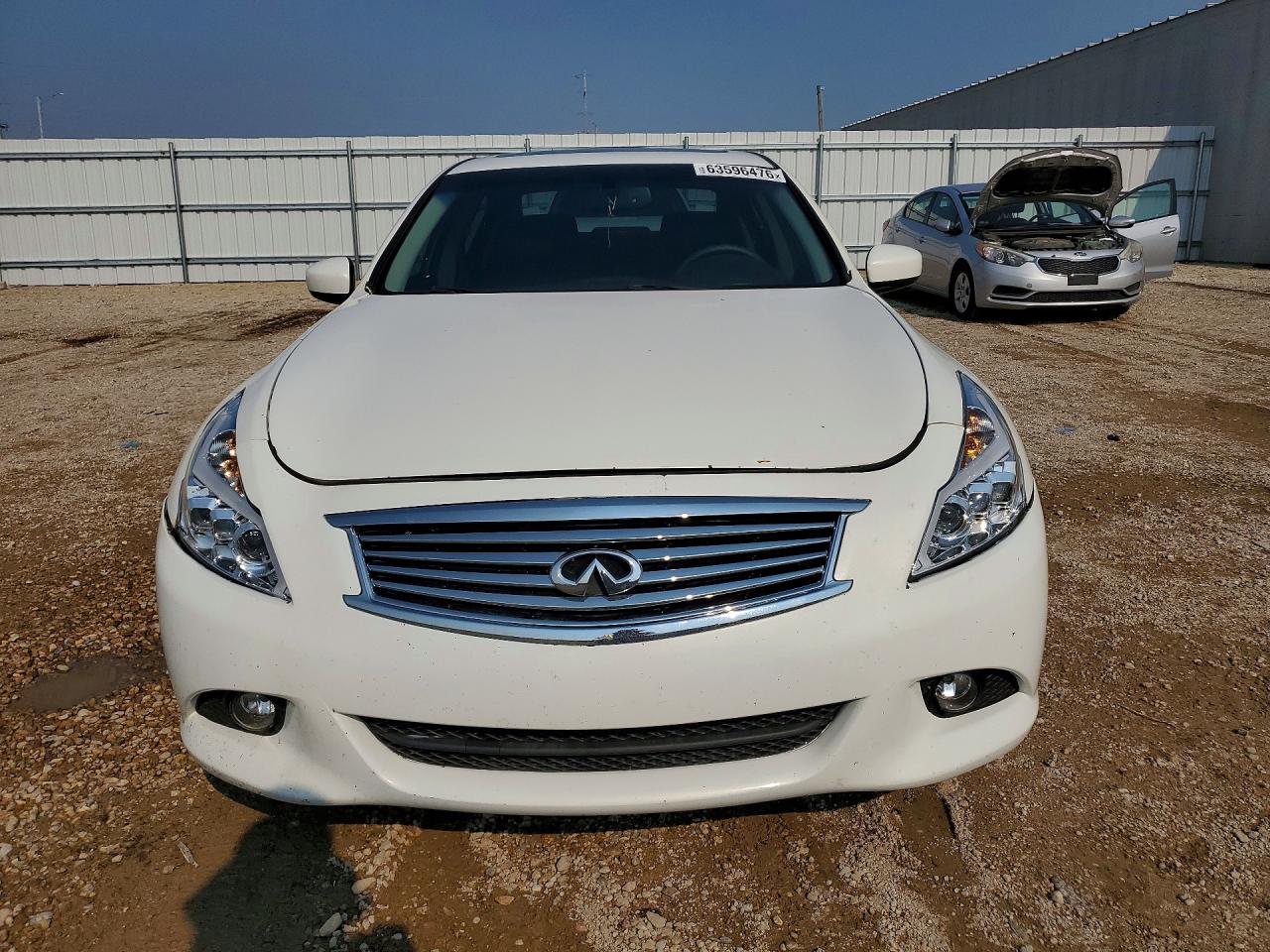 2012 Infiniti G37 Sedan X Белый vin: JN1CV6ARXCM970016