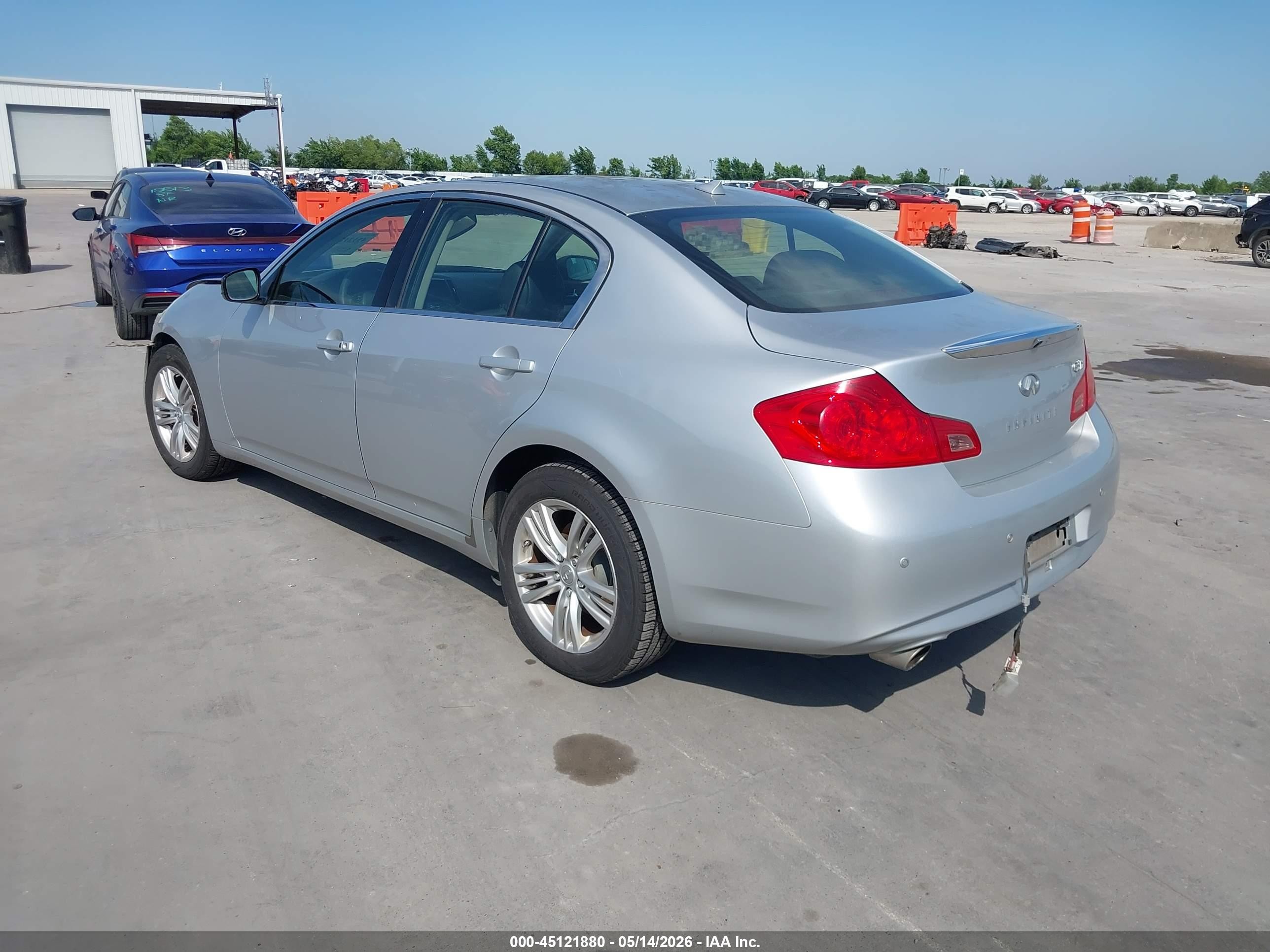 2012 Infiniti G37x   Серебряный vin: JN1CV6ARXCM976351