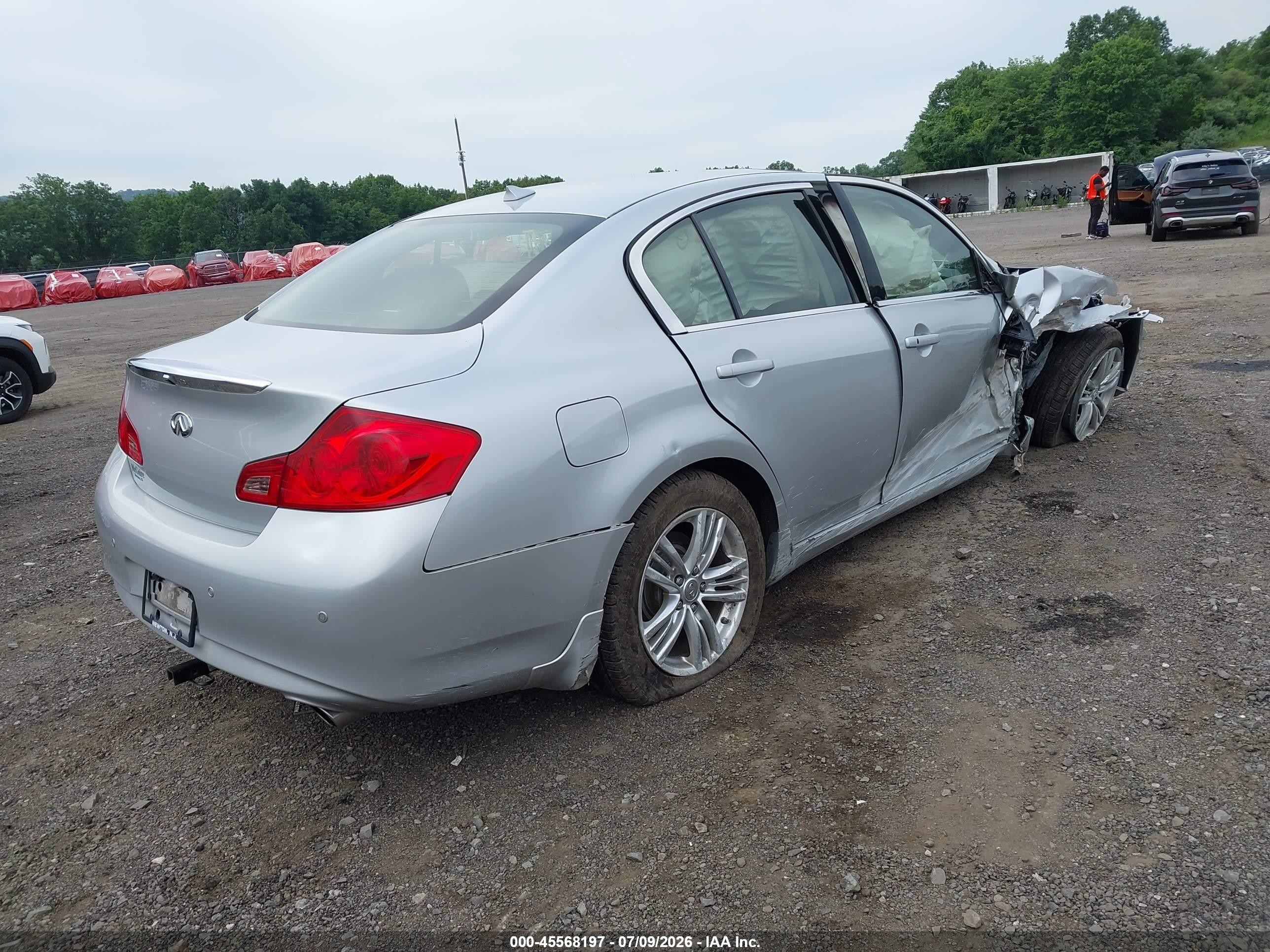 2013 Infiniti G37x   Silver vin: JN1CV6ARXDM769265