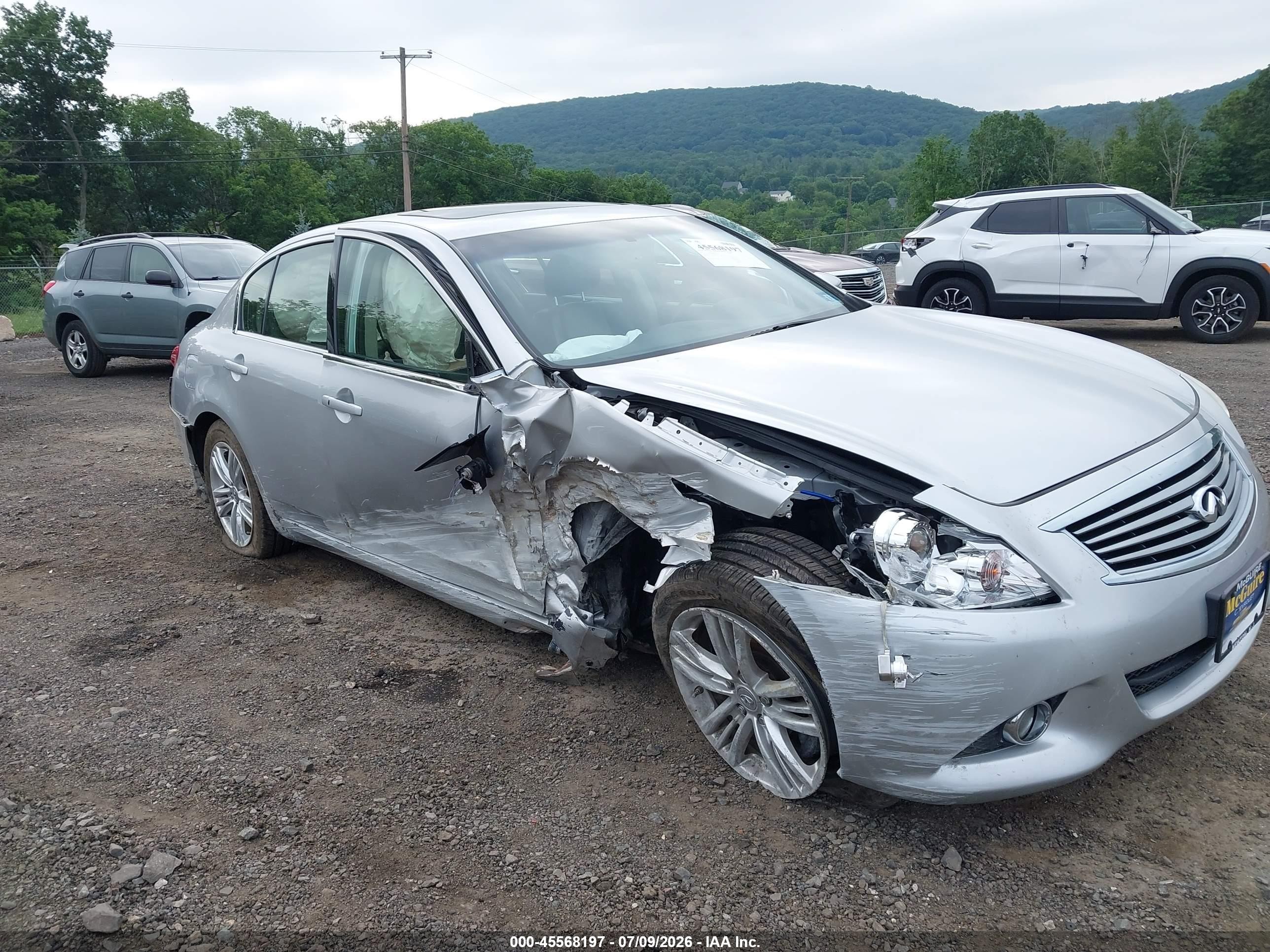 2013 Infiniti G37x   Silver vin: JN1CV6ARXDM769265