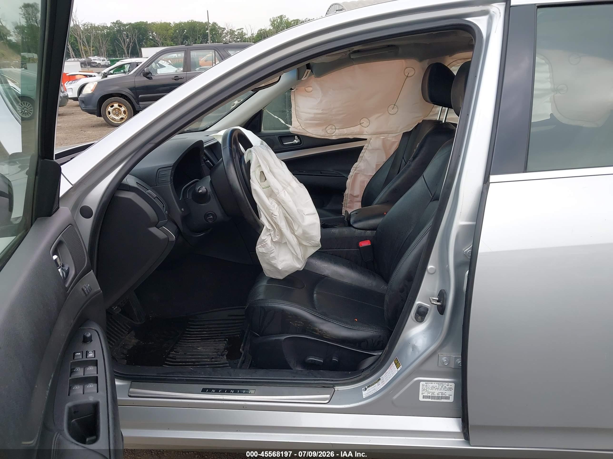 2013 Infiniti G37x   Silver vin: JN1CV6ARXDM769265