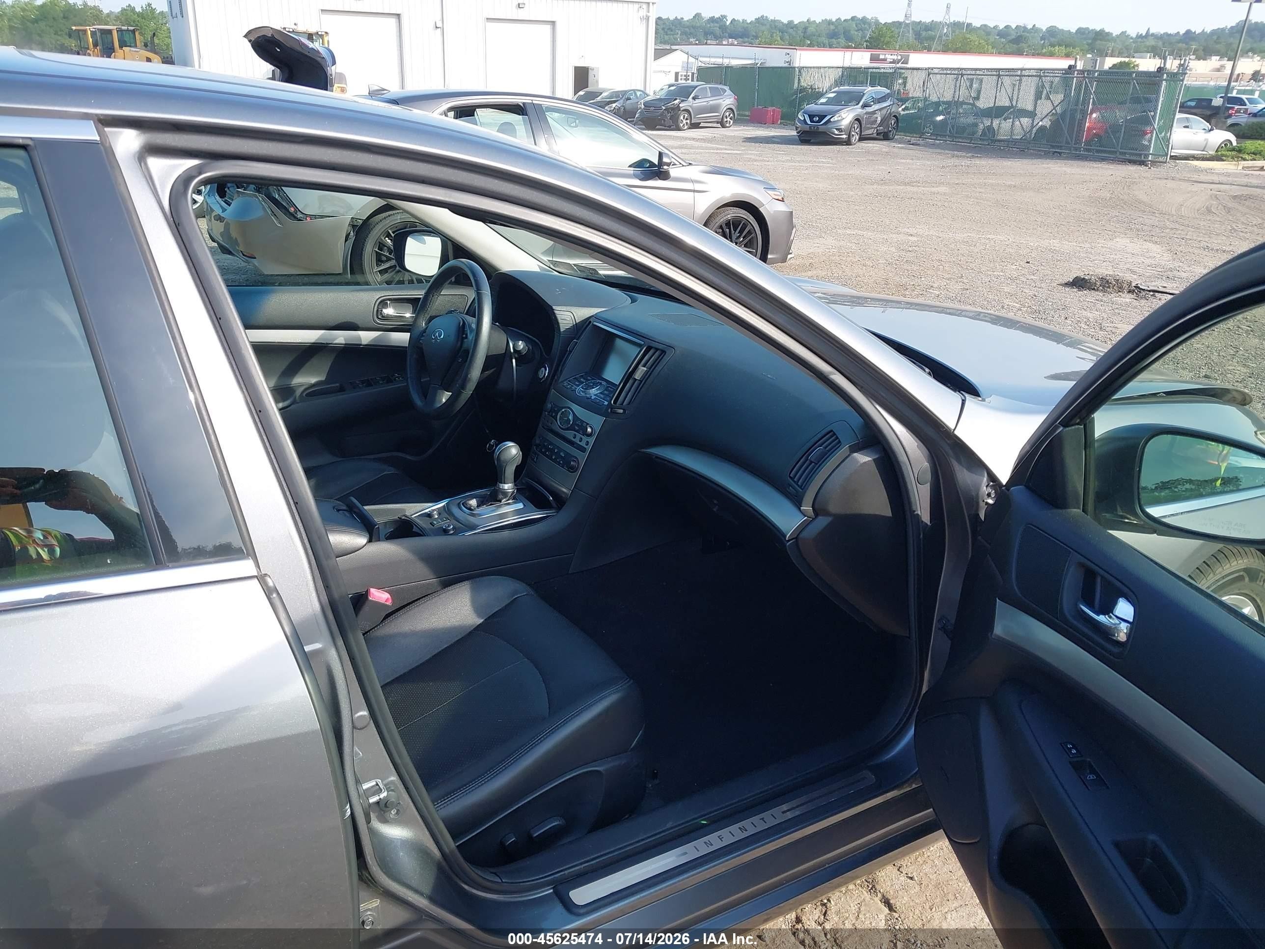 2015 Infiniti Q40   Gray vin: JN1CV6ARXFM523044