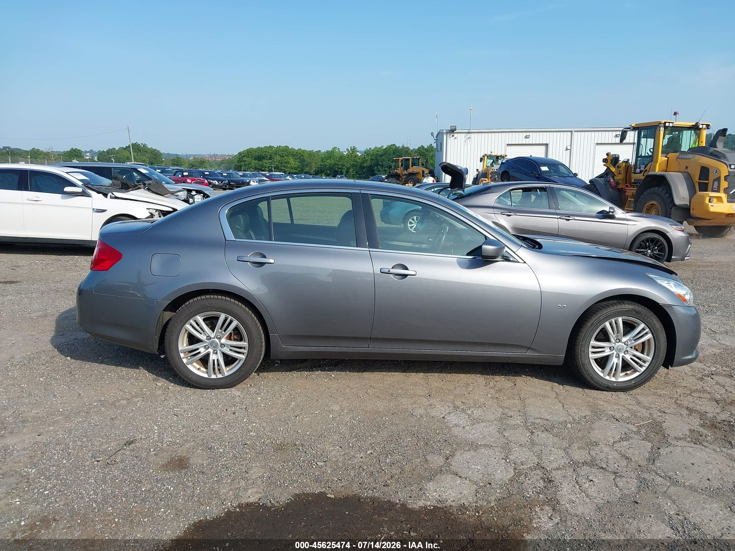 2015 Infiniti Q40   Gray vin: JN1CV6ARXFM523044
