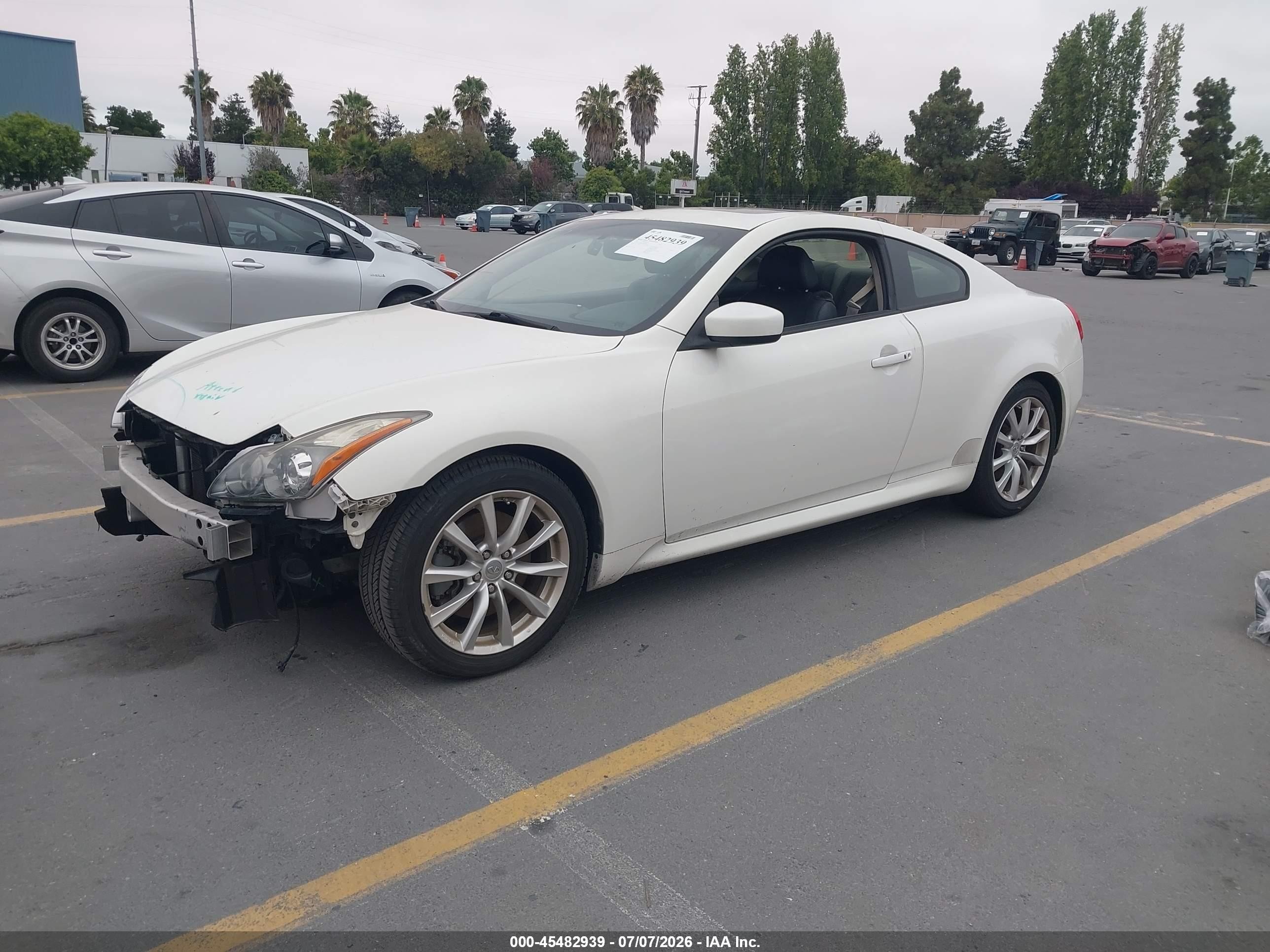 2012 Infiniti G37 Journey Белый vin: JN1CV6EK0CM424029