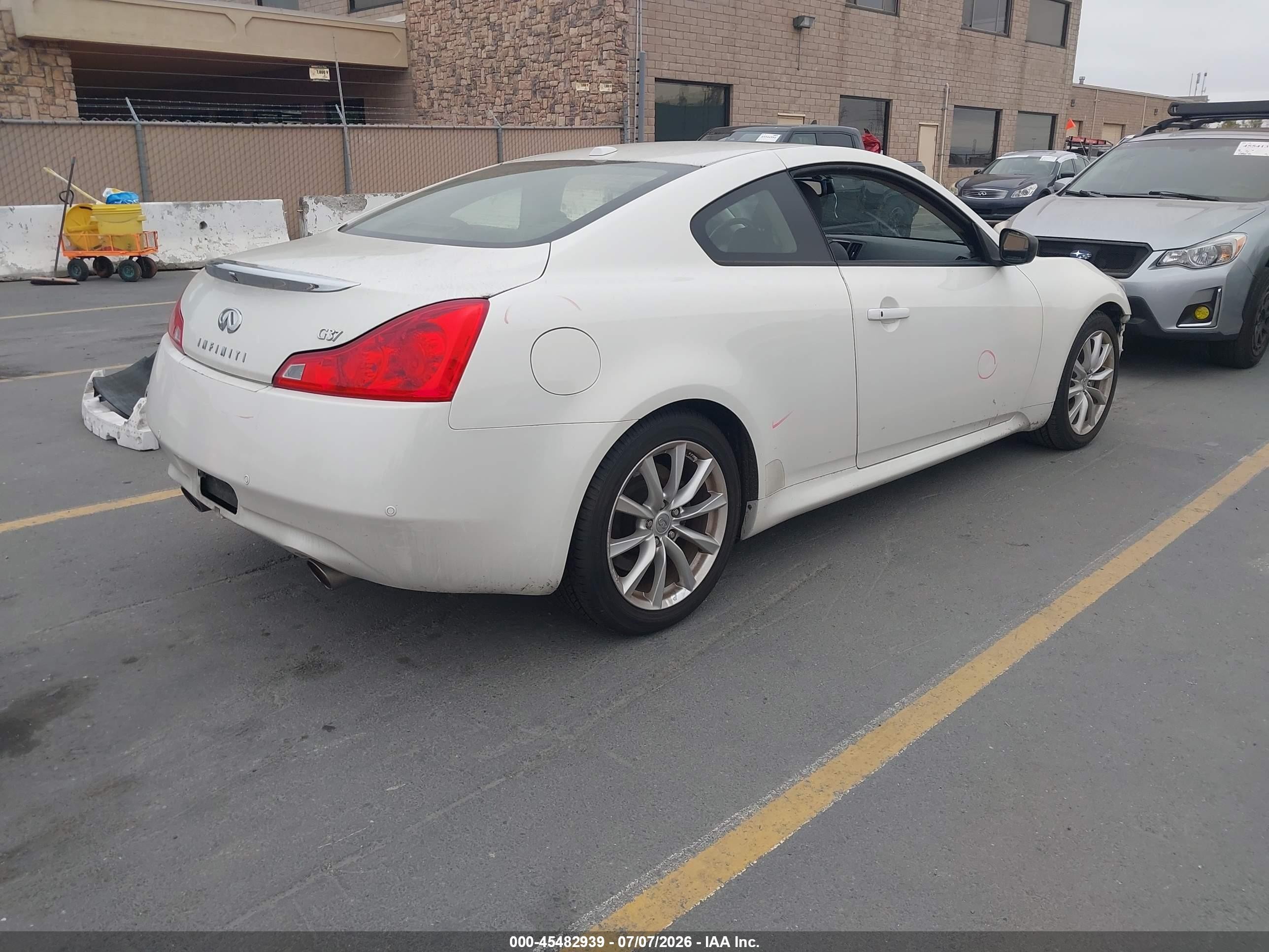 2012 Infiniti G37 Journey Белый vin: JN1CV6EK0CM424029