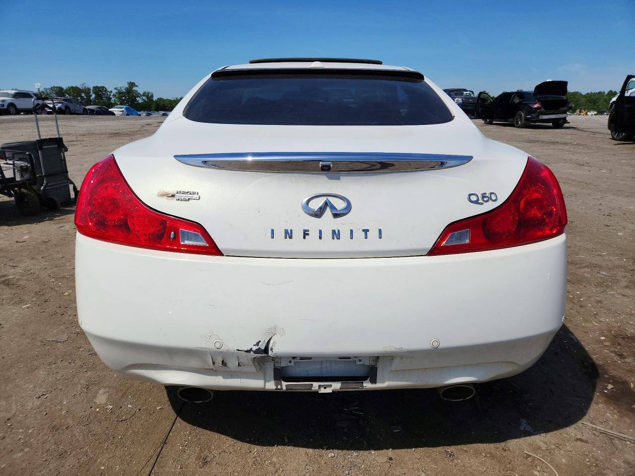 2014 Infiniti Q60 Coupe Journey Белый vin: JN1CV6EK0EM110710