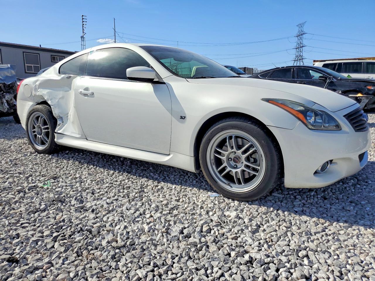 2014 Infiniti Q60 Coupe Journey White vin: JN1CV6EK0EM111890