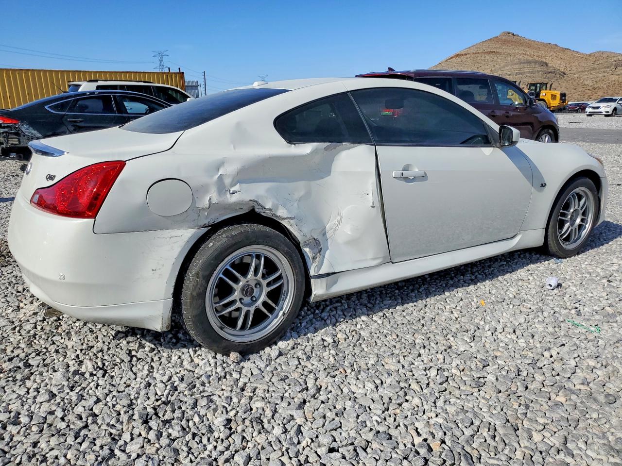 2014 Infiniti Q60 Coupe Journey White vin: JN1CV6EK0EM111890