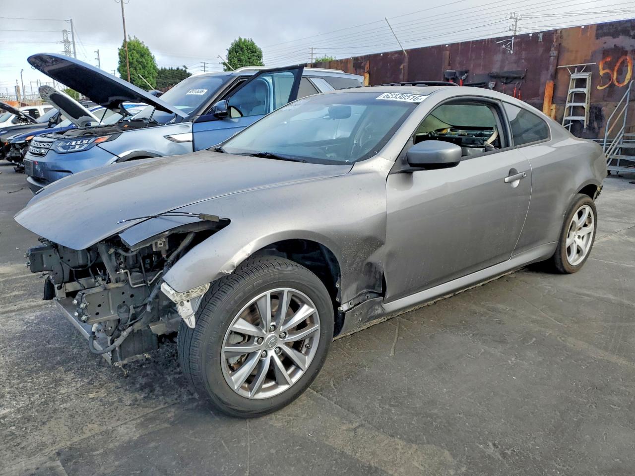 2014 Infiniti Q60 Coupe Journey Silver vin: JN1CV6EK2EM112958