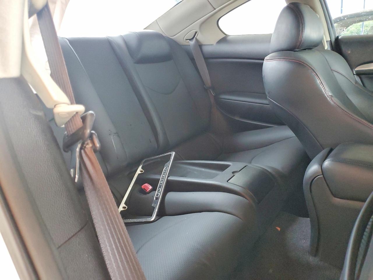 2015 Infiniti Q60 Coupe Sport Limited Белый vin: JN1CV6EK2FM870333