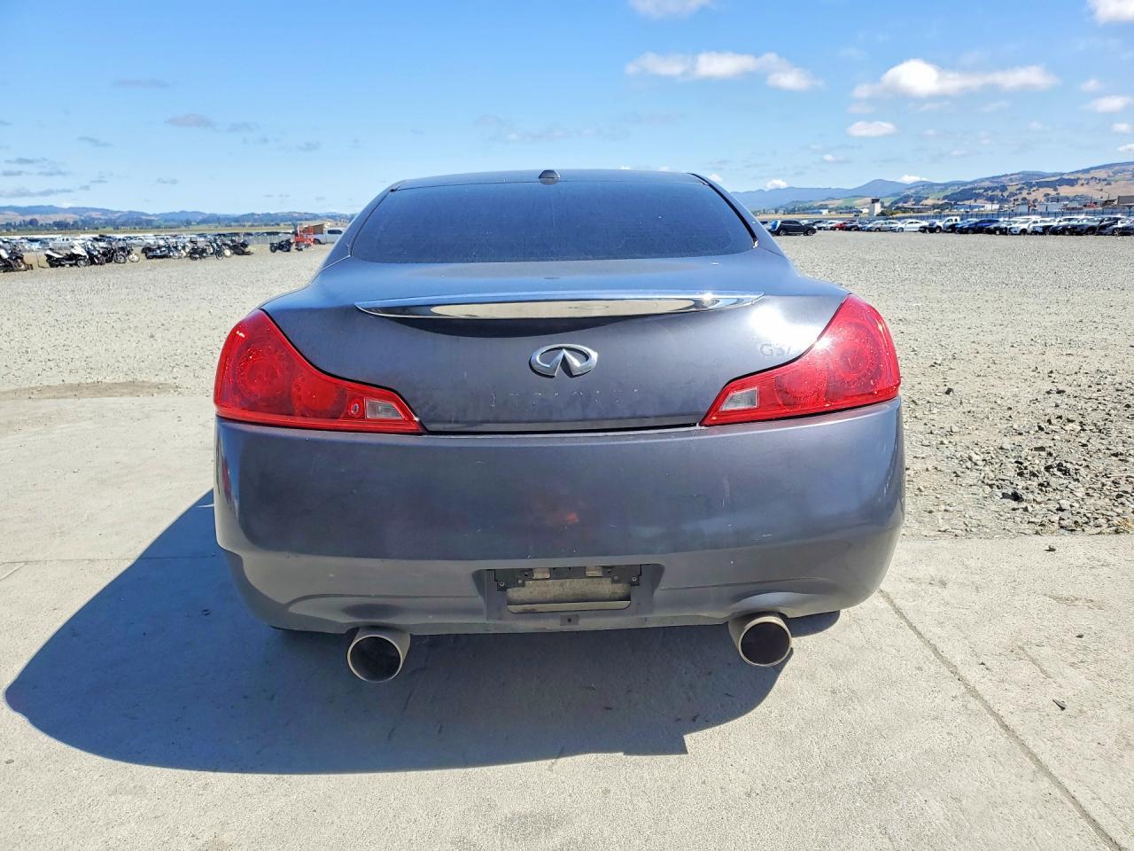 2011 Infiniti G37 Coupe Base Gray vin: JN1CV6EK3BM211770