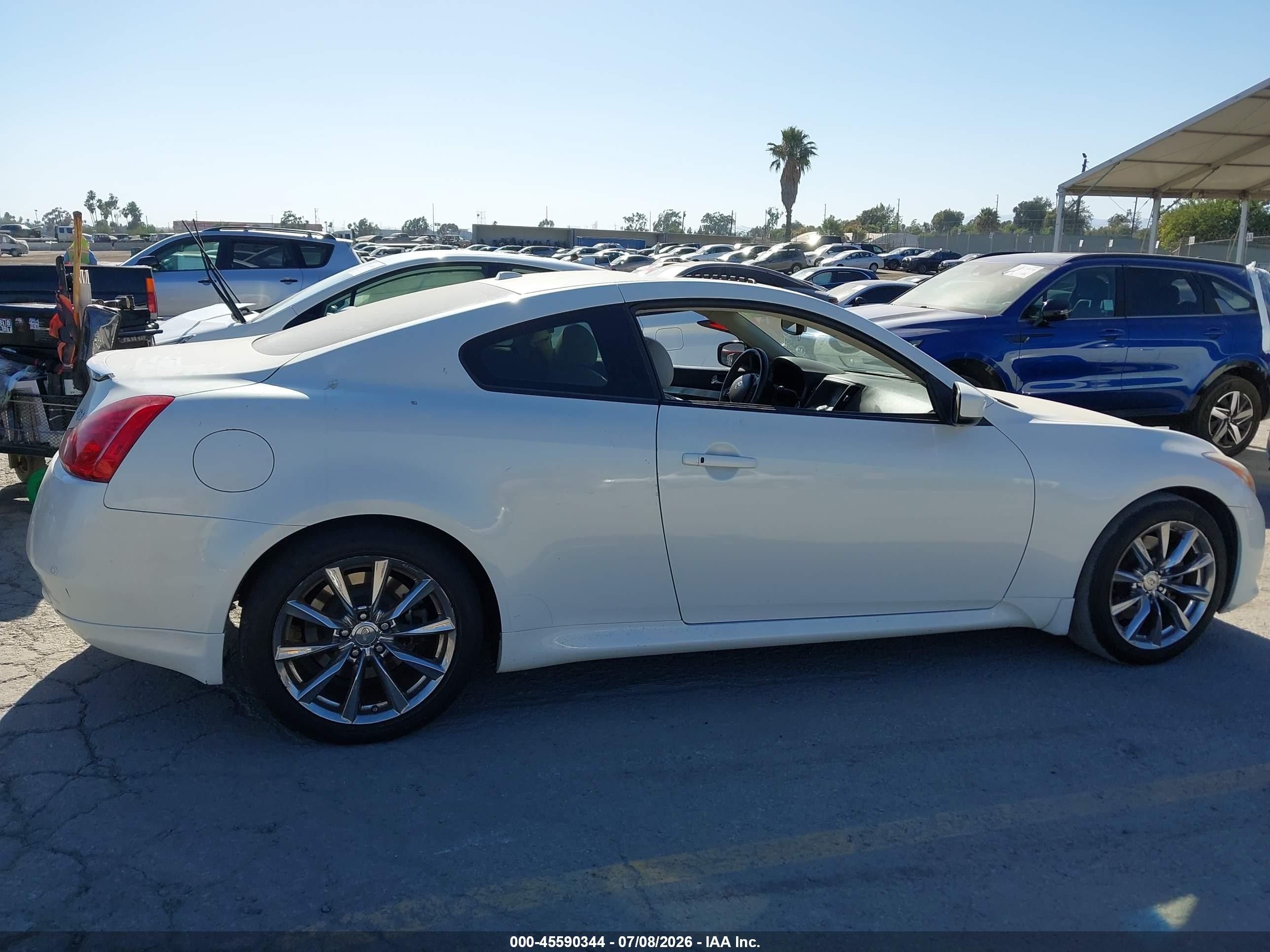 2014 Infiniti Q60 Journey White vin: JN1CV6EK3EM111107