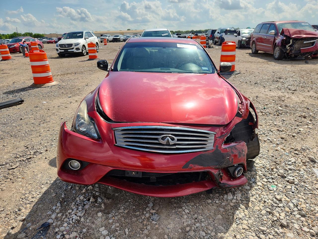 2014 Infiniti Q60 Coupe Journey Burgundy vin: JN1CV6EK3EM113178