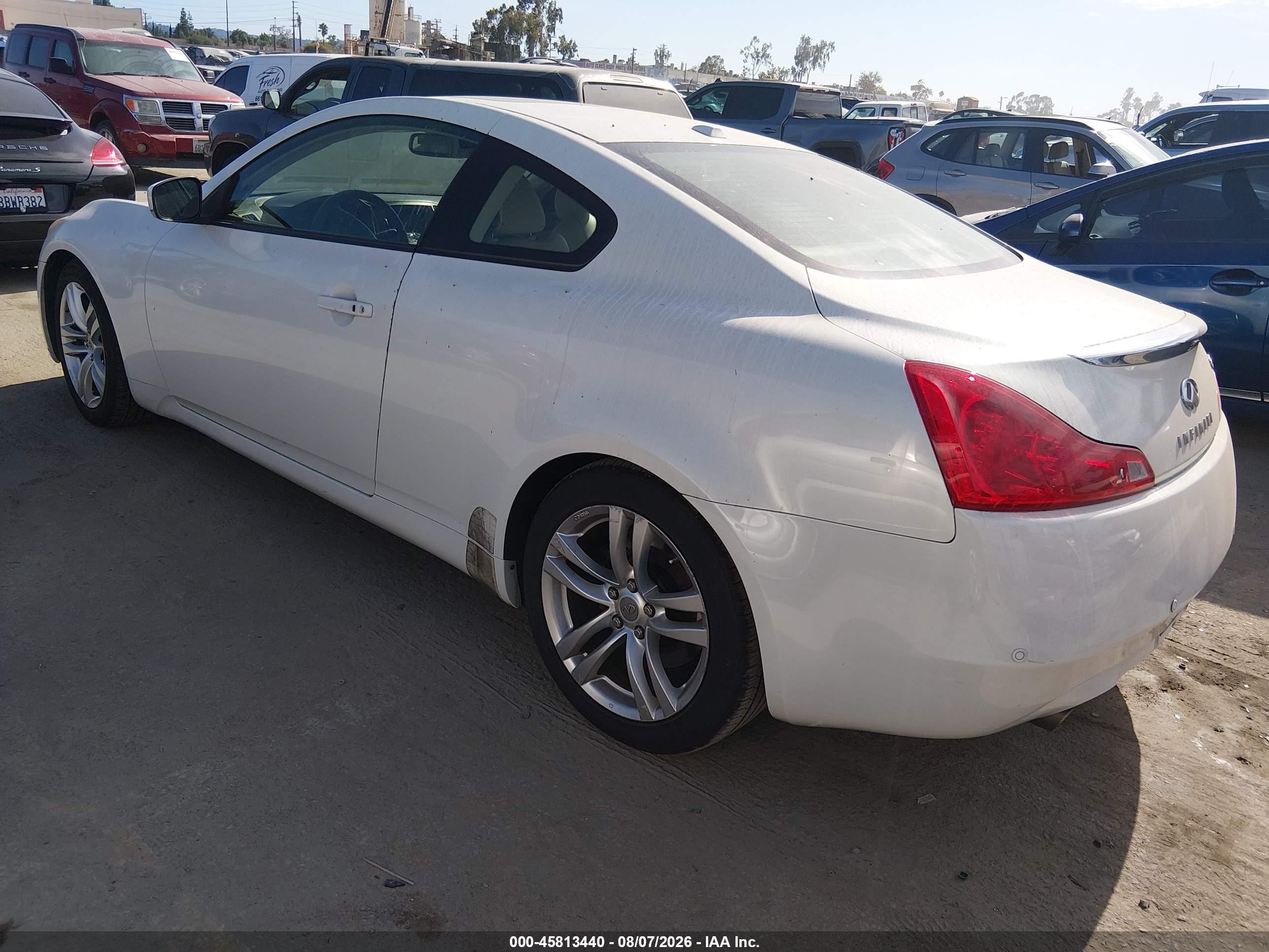 2010 Infiniti G37 Journey White vin: JN1CV6EK4AM104841