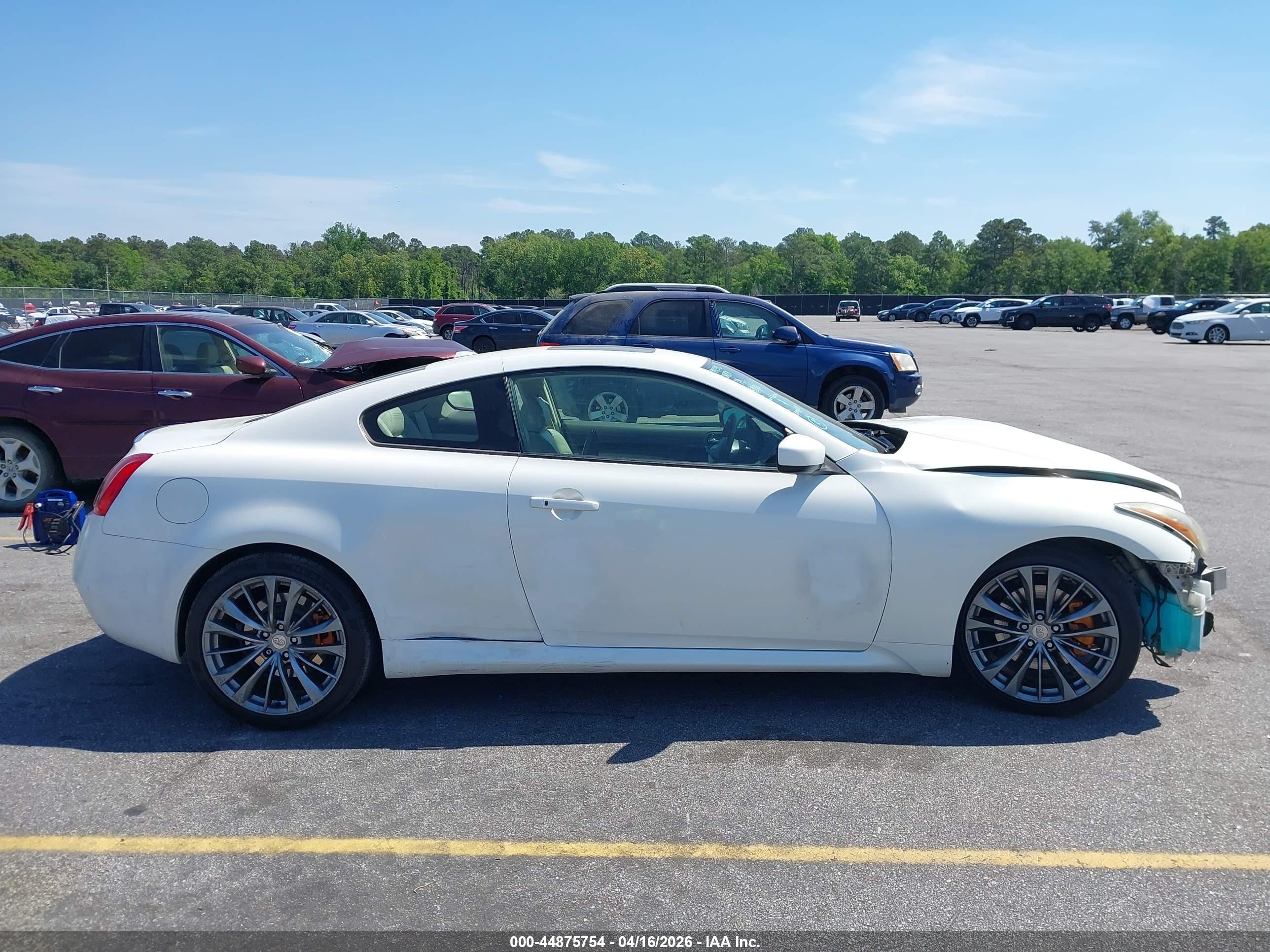 2012 Infiniti G37 Journey White vin: JN1CV6EK4CM420596