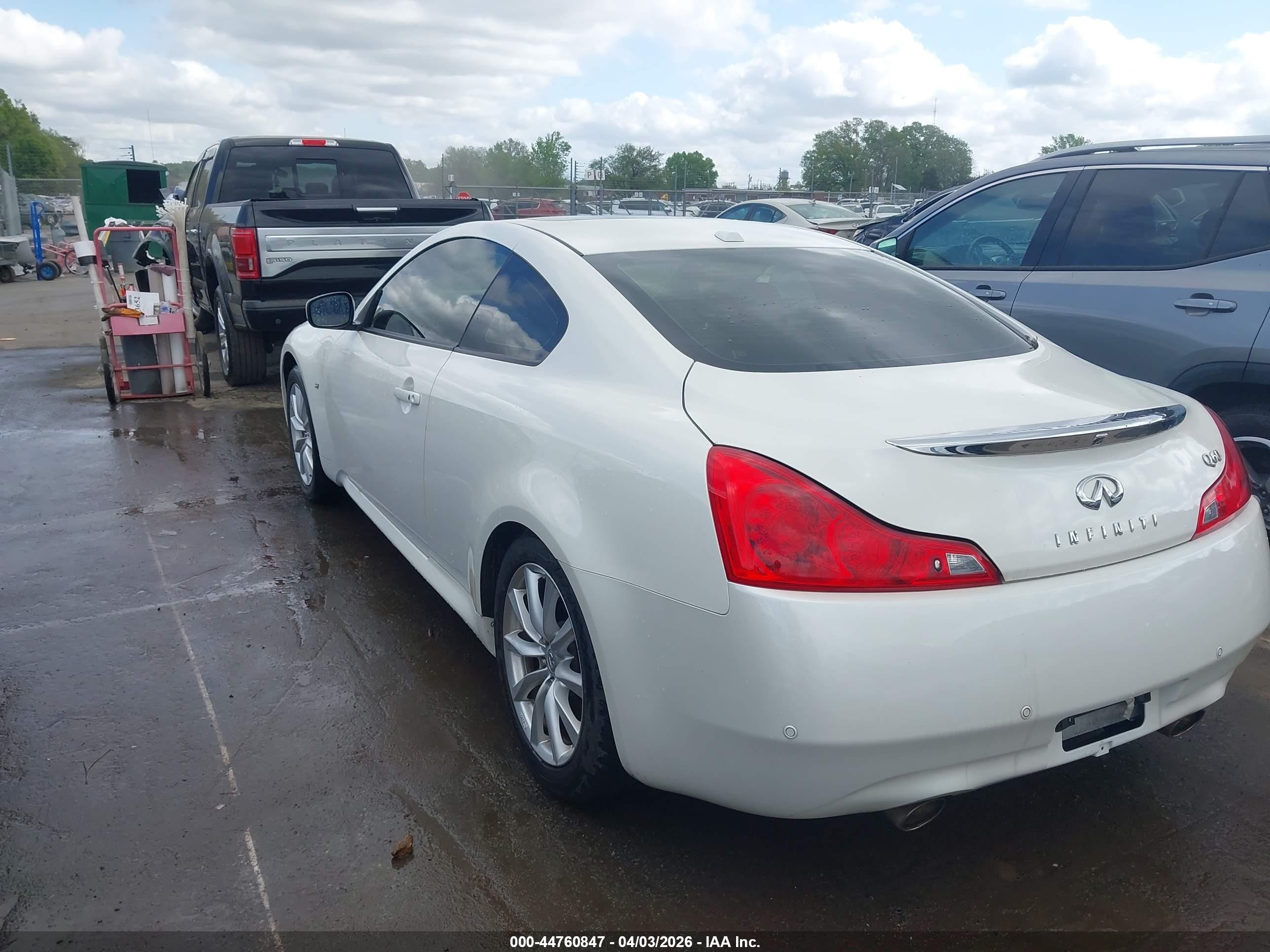 2015 Infiniti Q60 Journey White vin: JN1CV6EK4FM870544