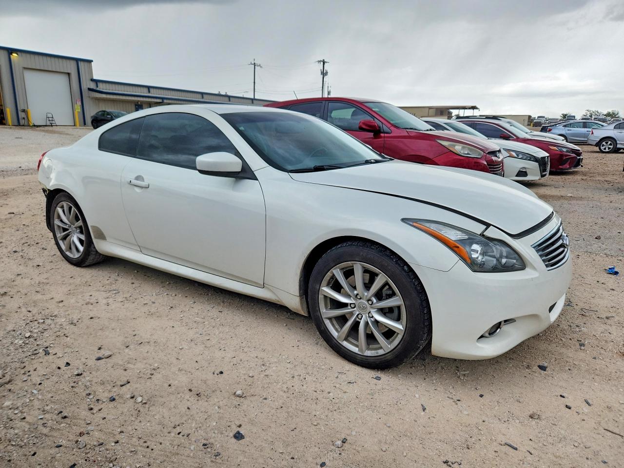 2011 Infiniti G37 Coupe Base White vin: JN1CV6EK5BM212483