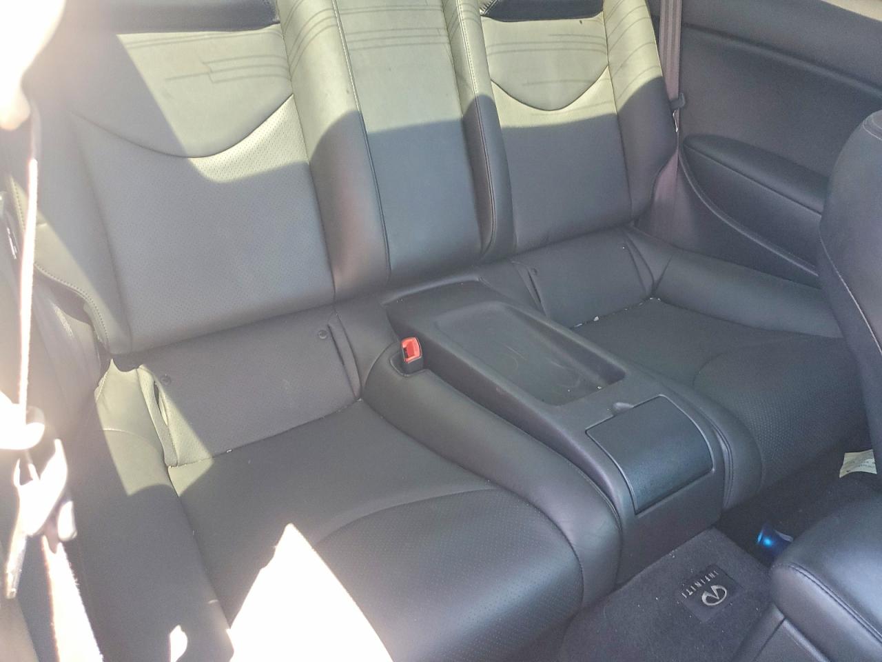 2014 Infiniti Q60 Coupe Sport Серый vin: JN1CV6EK5EM111934