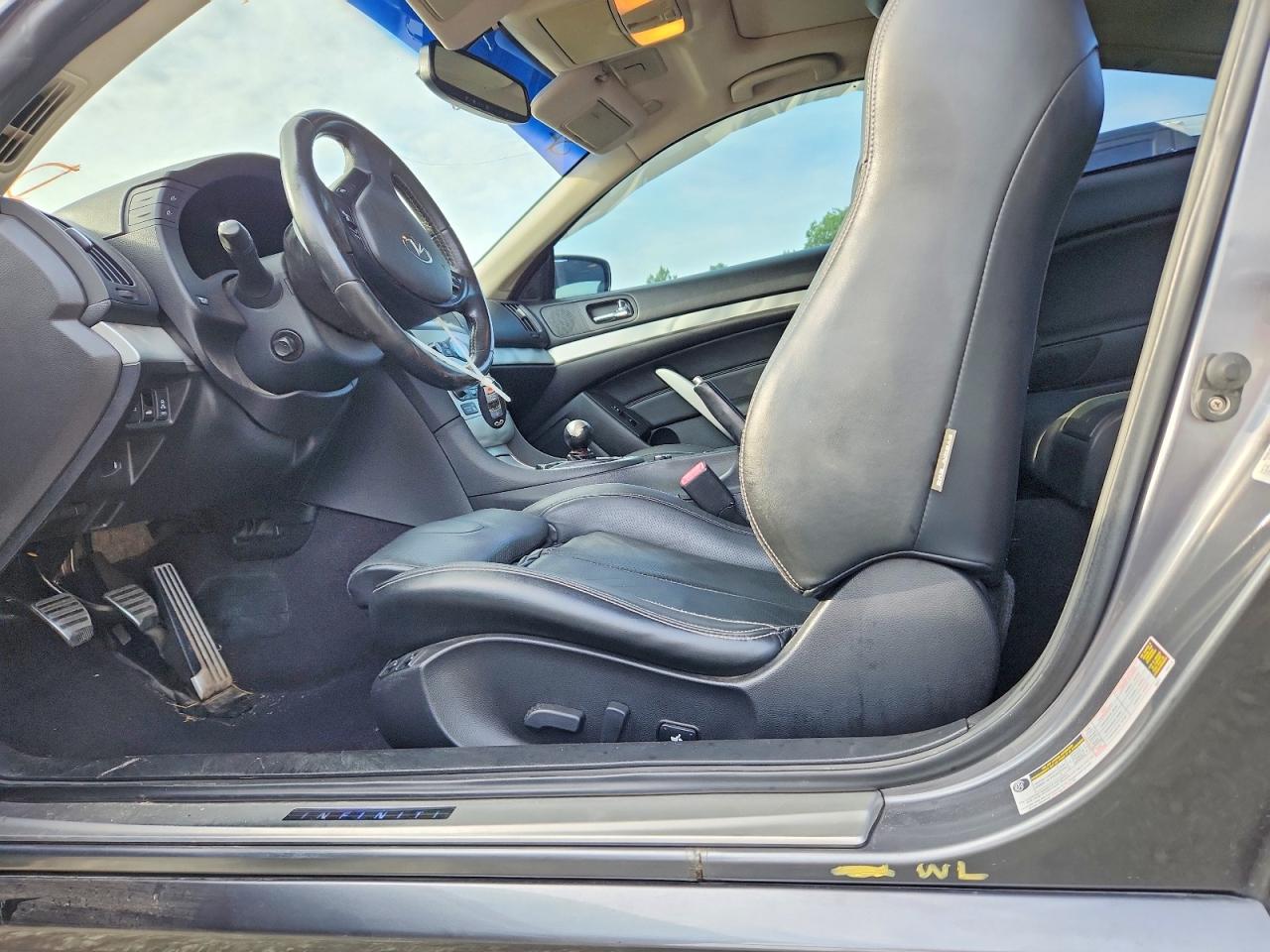 2014 Infiniti Q60 Coupe Sport Gray vin: JN1CV6EK5EM113814