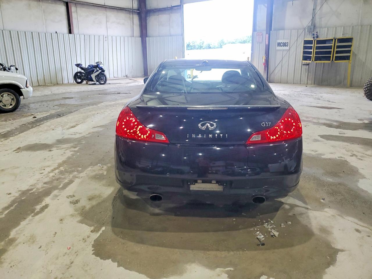 2011 Infiniti G37 Coupe Base Black vin: JN1CV6EK6BM210466