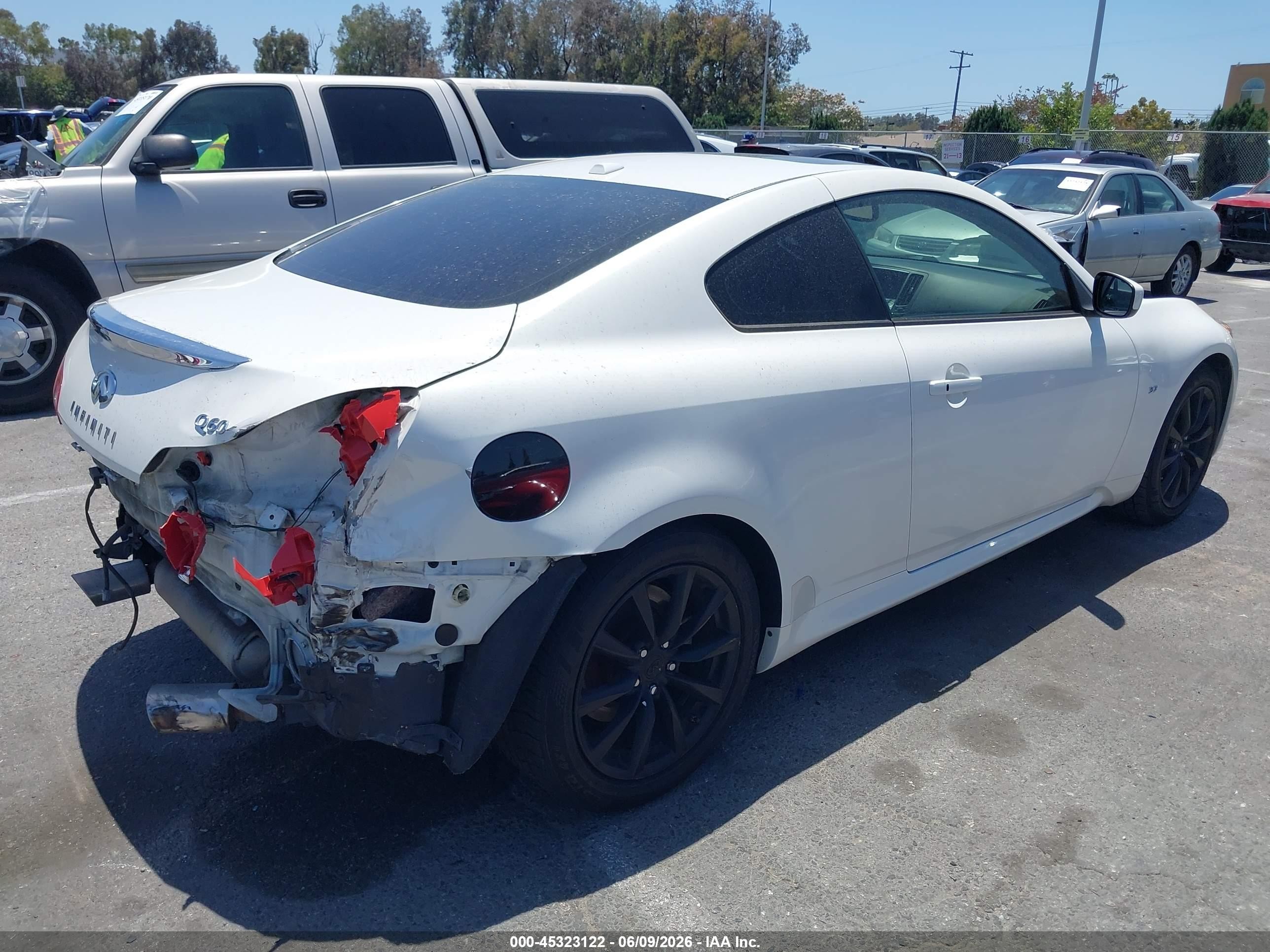 2014 Infiniti Q60 Journey White vin: JN1CV6EK6EM112400