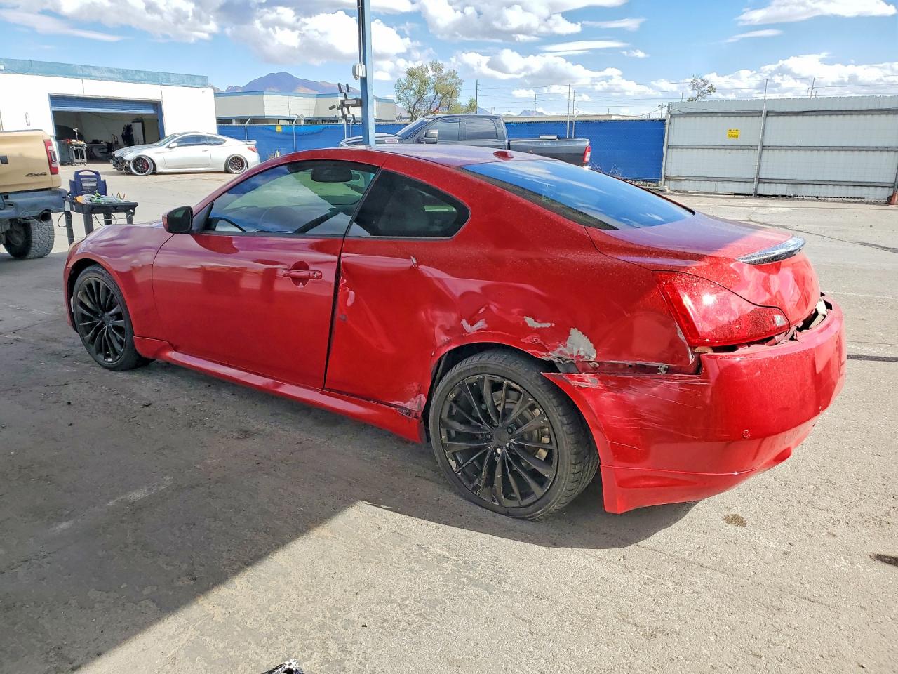 2012 Infiniti G37 Coupe Base Red vin: JN1CV6EK7CM423783