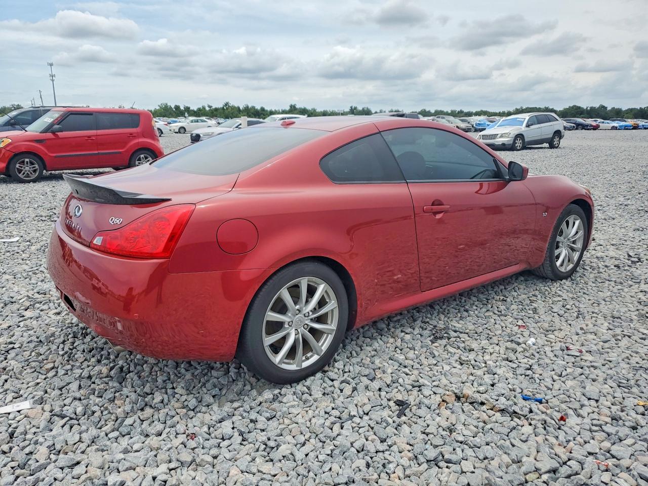 2015 Infiniti Q60 Coupe Journey Red vin: JN1CV6EK7FM871333