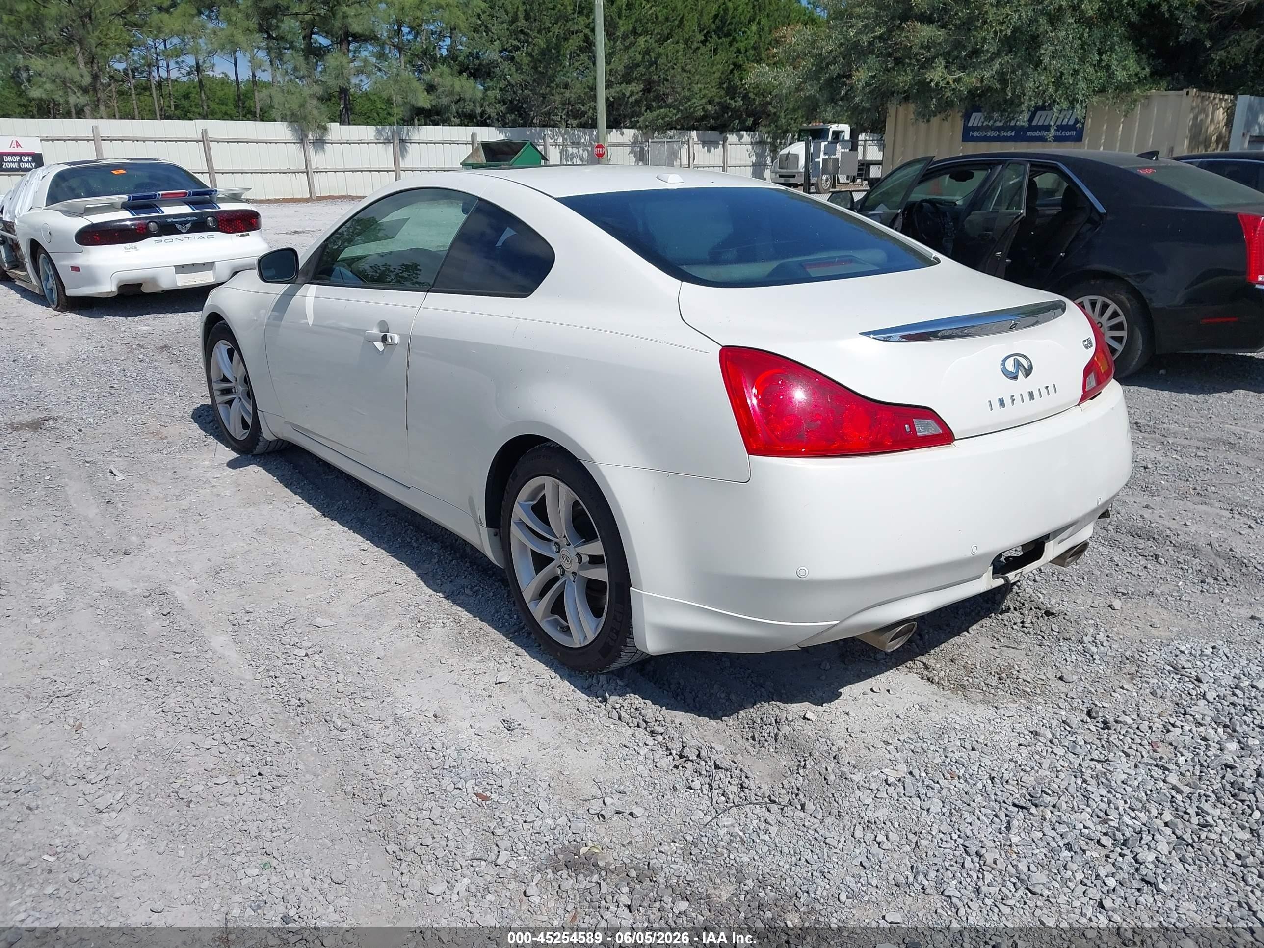 2010 Infiniti G37 Journey White vin: JN1CV6EK8AM101893