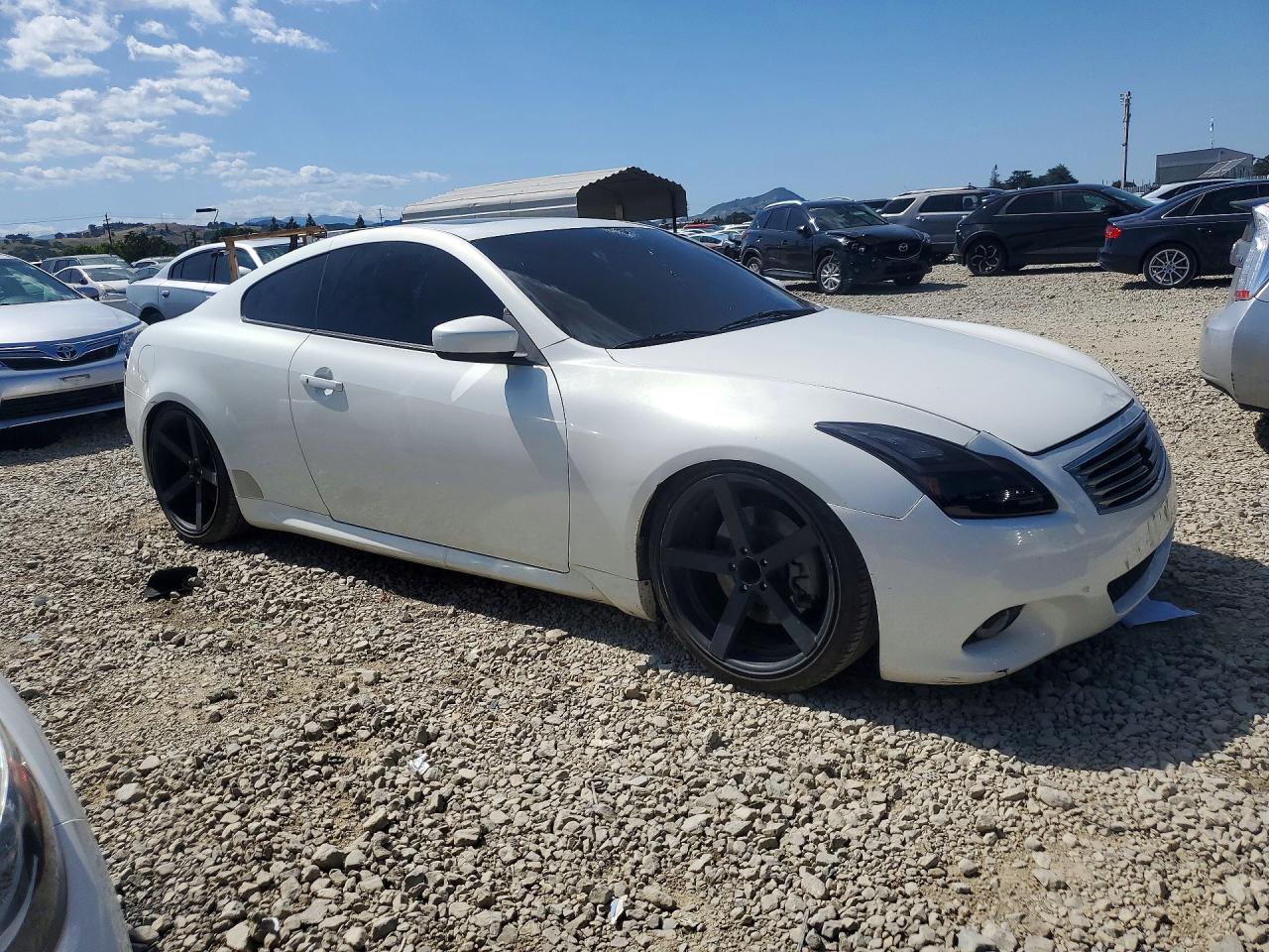 2011 Infiniti G37 Coupe Base White vin: JN1CV6EK8BM215488