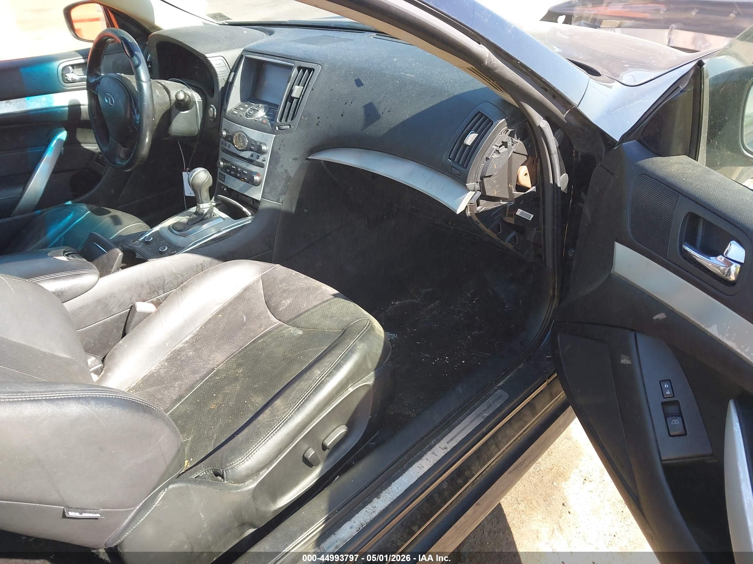 2014 Infiniti Q60 Journey Черный vin: JN1CV6EK8EM110745