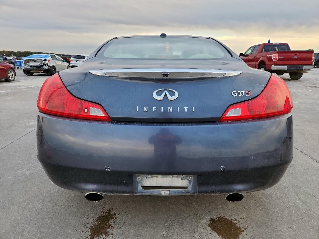 2011 Infiniti G37 Base Gray vin: JN1CV6EK9BM215497