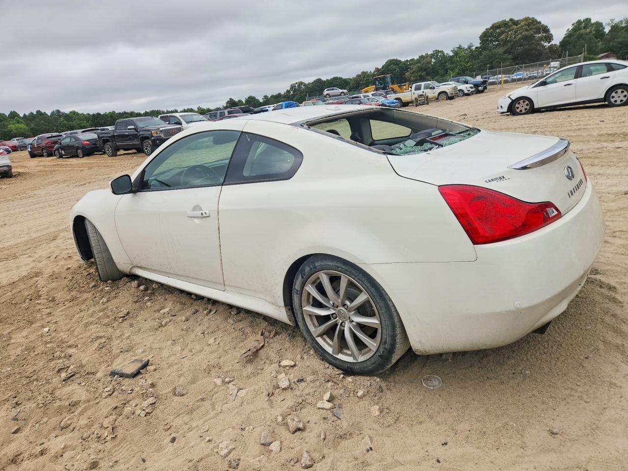 2012 Infiniti G37 Coupe Base White vin: JN1CV6EKXCM422546