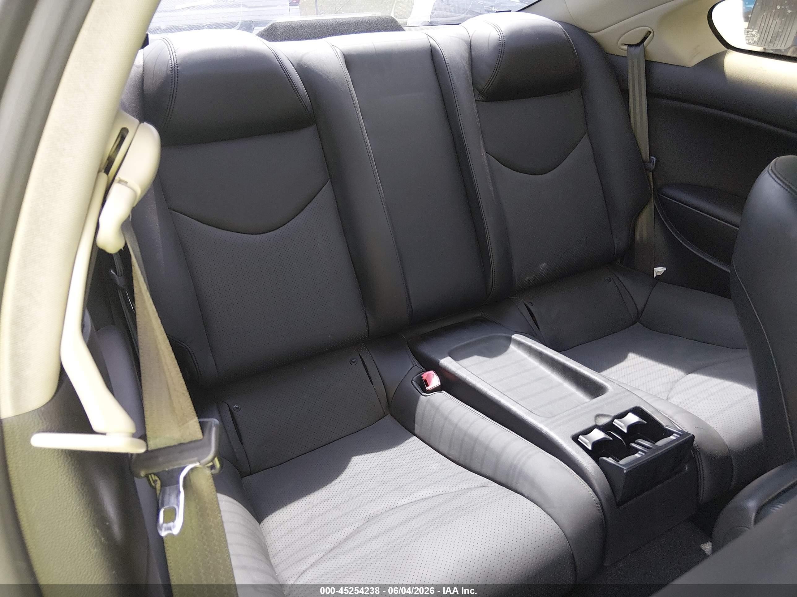 2014 Infiniti Q60 Journey/sport Silver vin: JN1CV6EKXEM113131