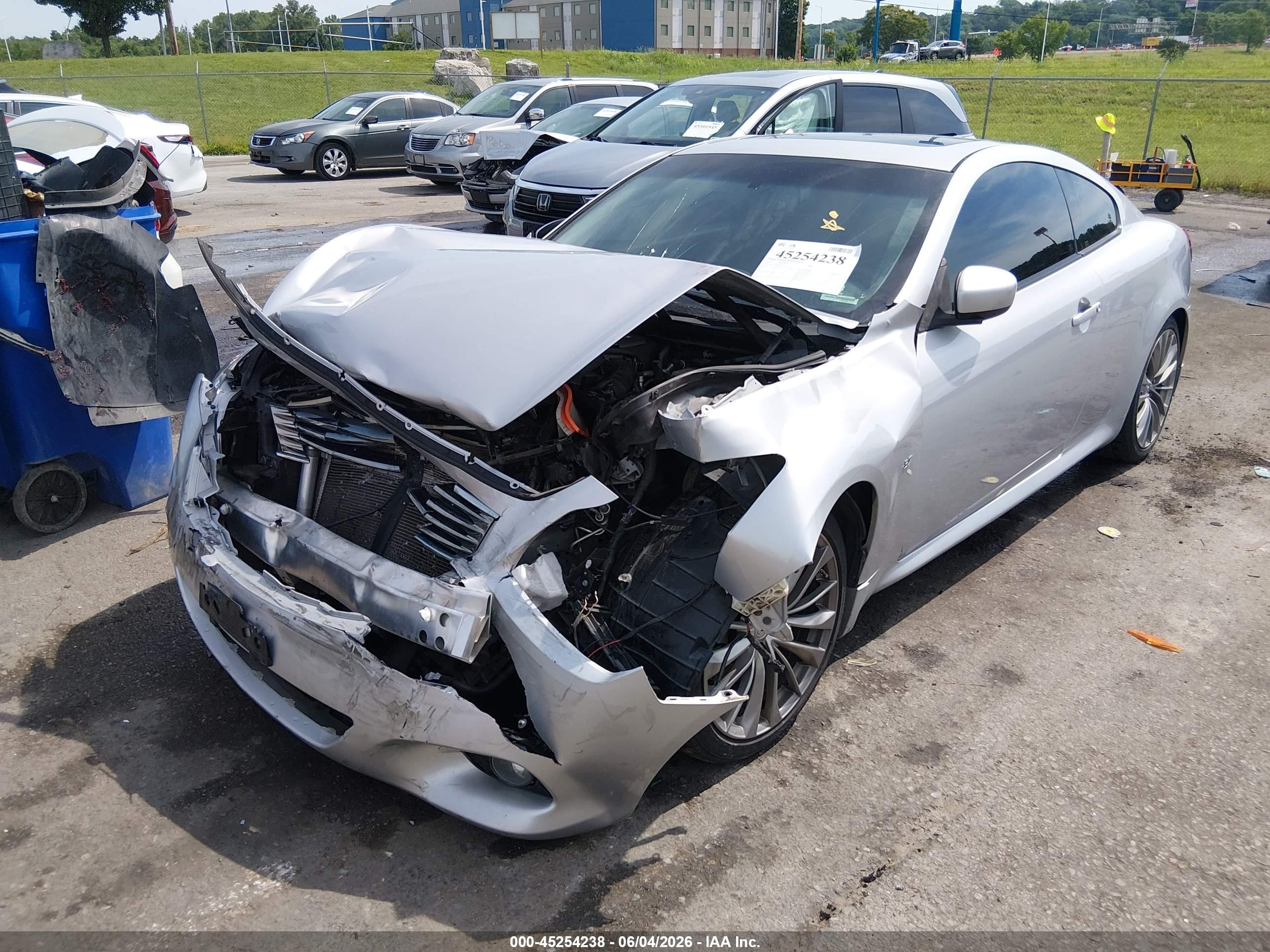 2014 Infiniti Q60 Journey/sport Silver vin: JN1CV6EKXEM113131