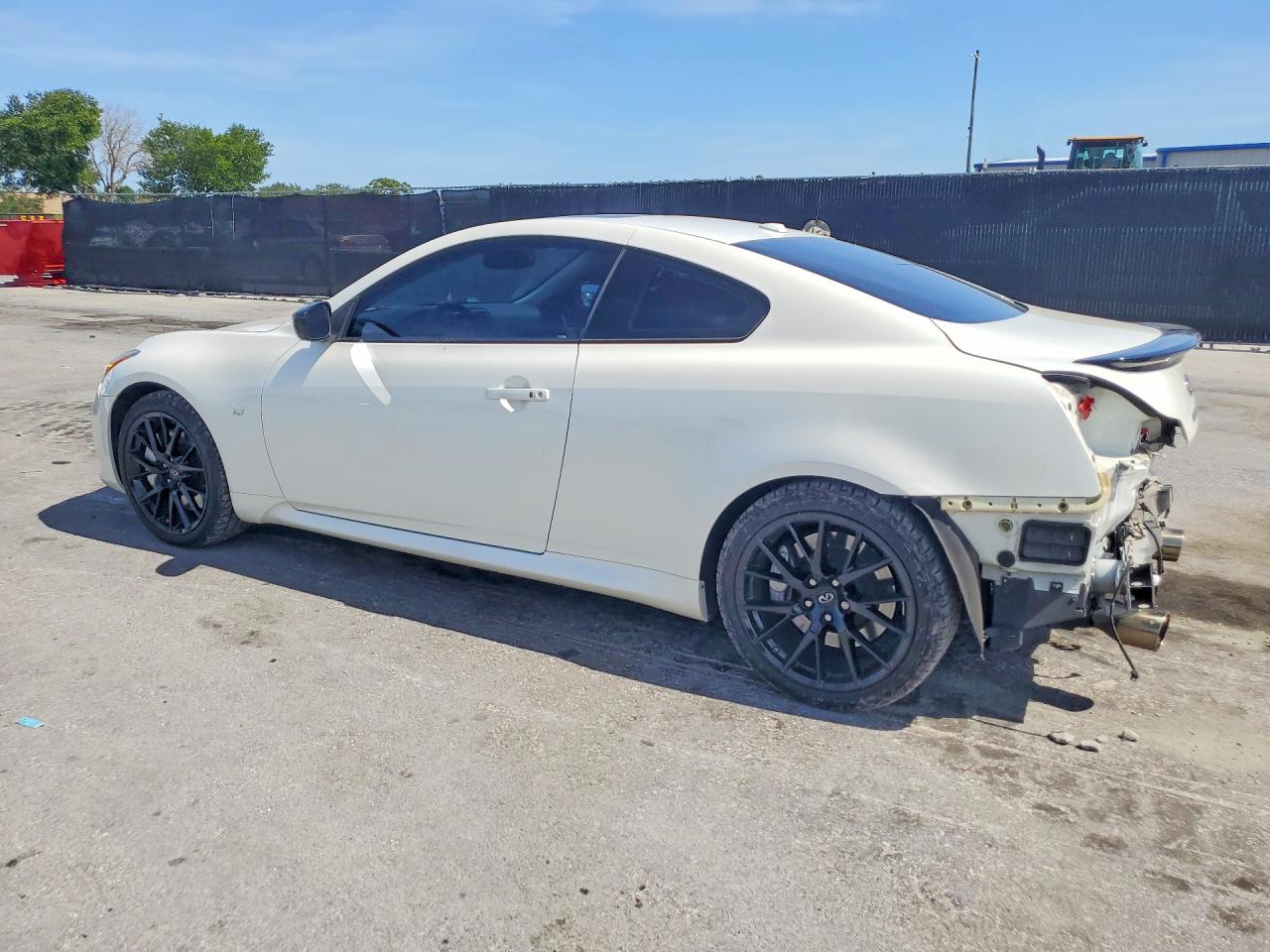 2015 Infiniti Q60 Coupe Journey White vin: JN1CV6EKXFM870189