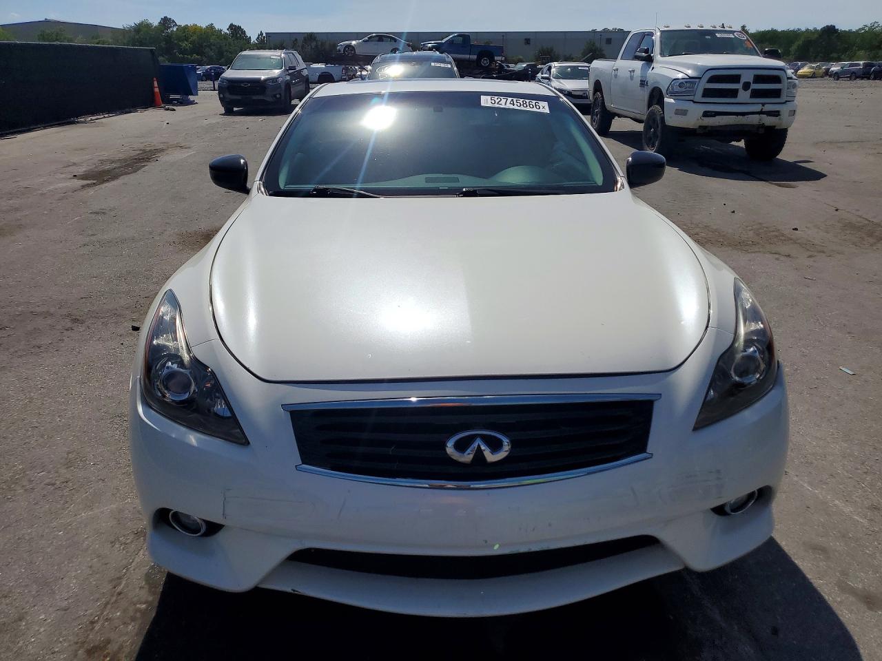2015 Infiniti Q60 Coupe Journey White vin: JN1CV6EKXFM870189