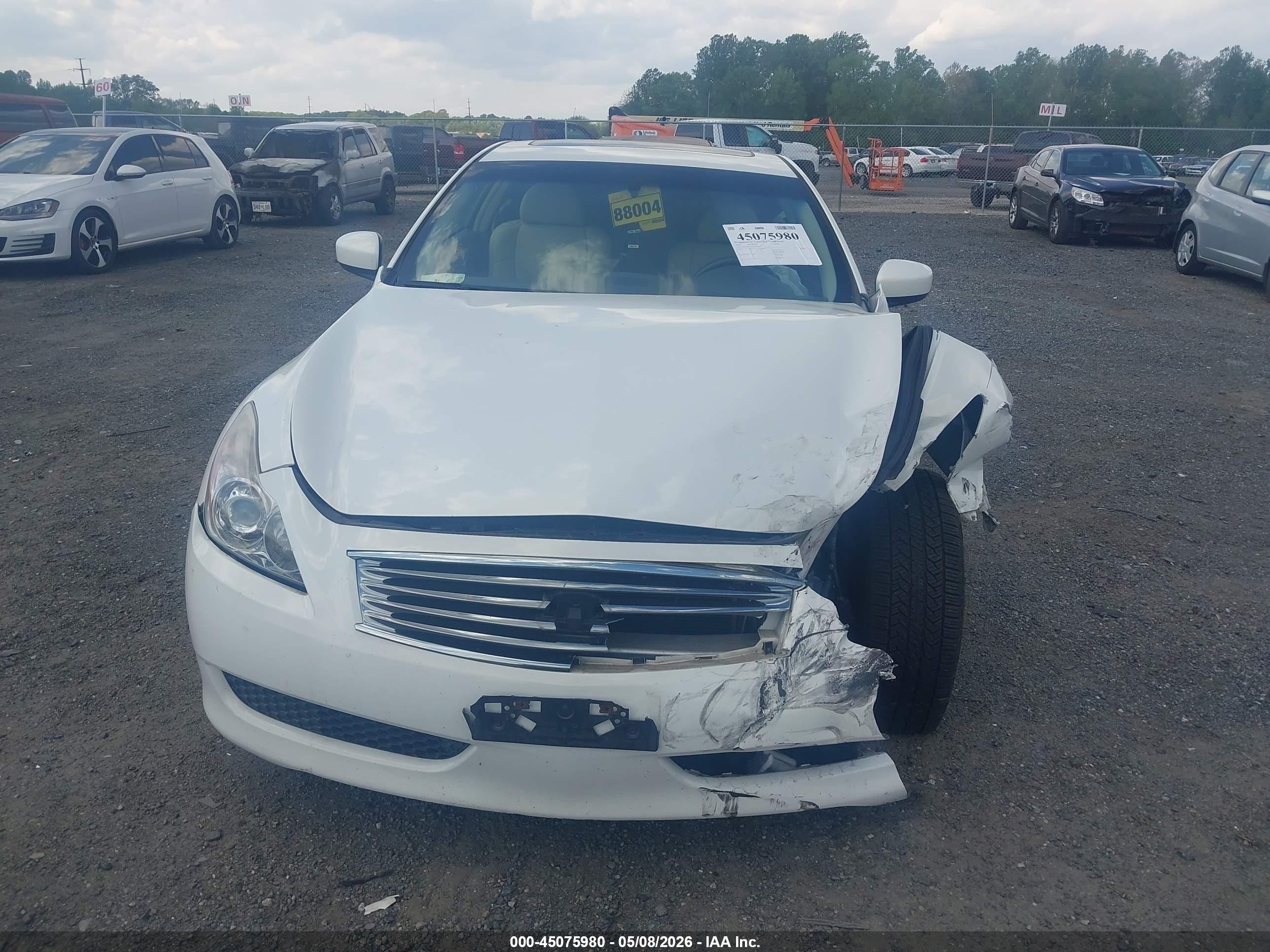2010 Infiniti G37x   Cream vin: JN1CV6EL0AM151969