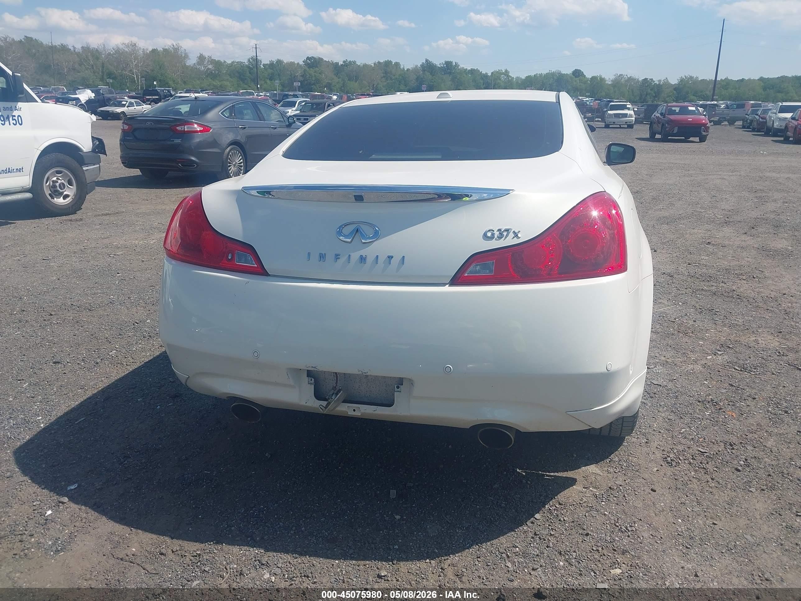 2010 Infiniti G37x   Cream vin: JN1CV6EL0AM151969