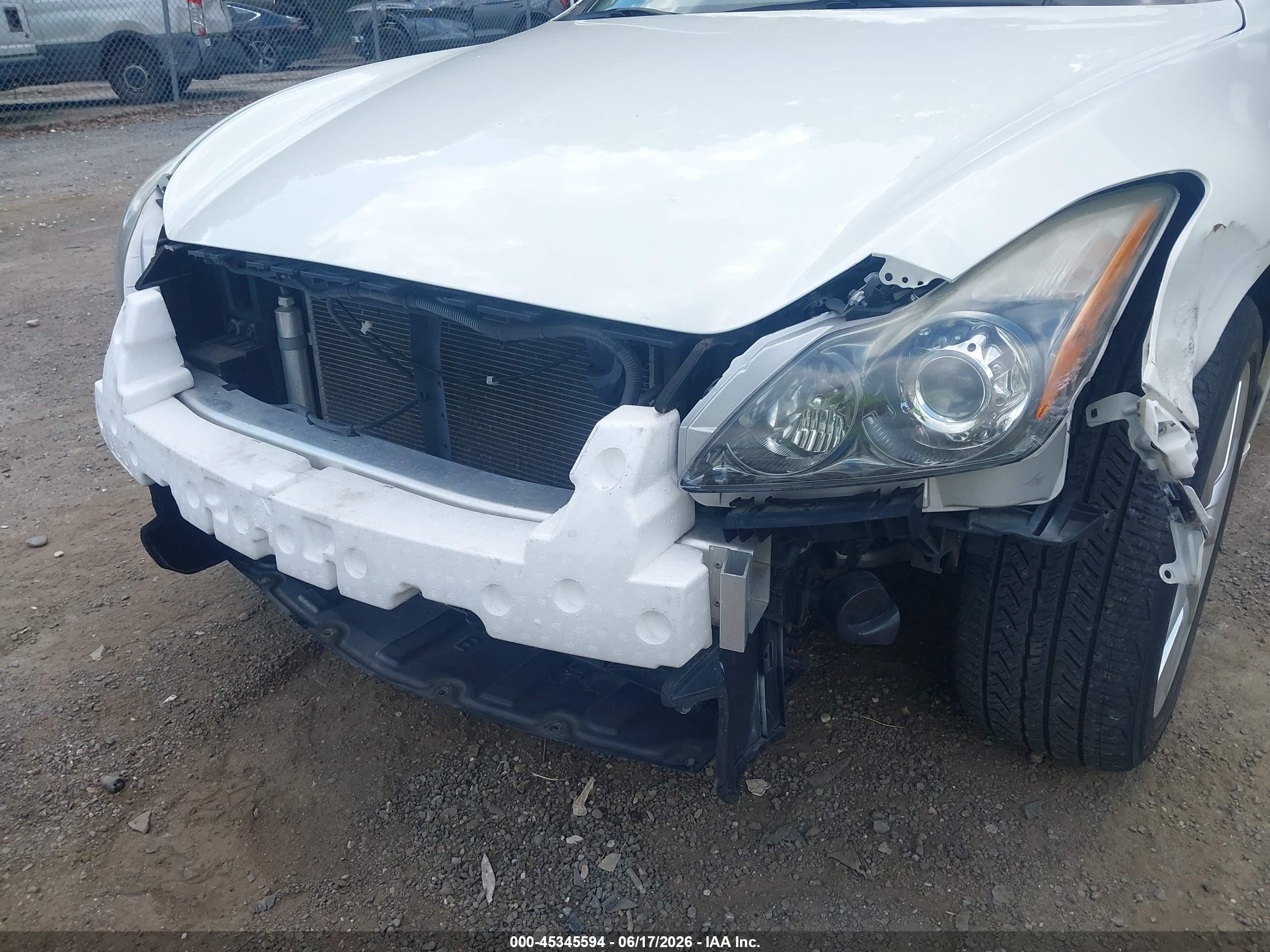 2012 Infiniti G37x   White vin: JN1CV6EL0CM471960