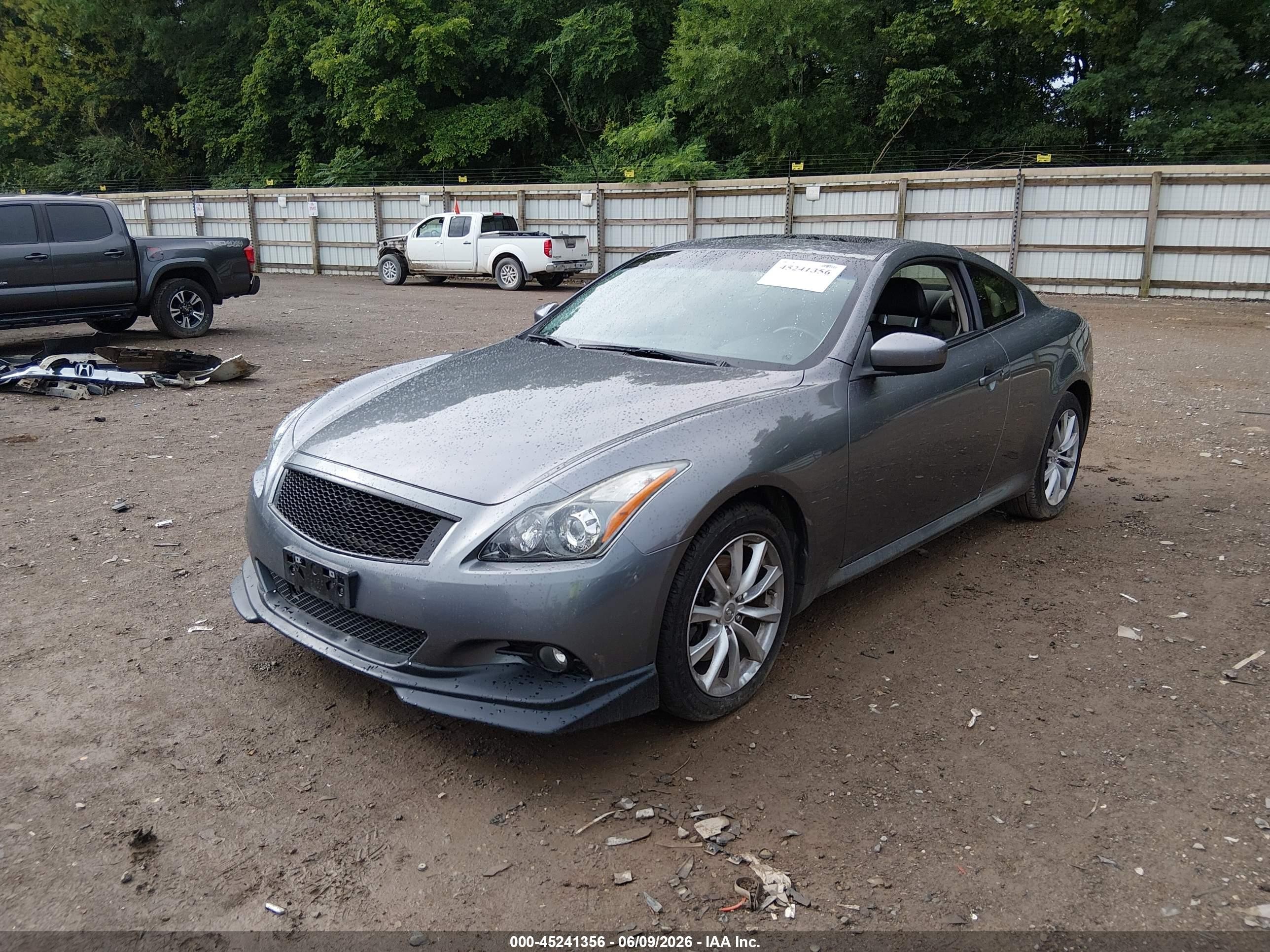 2014 Infiniti Q60 Gray vin: JN1CV6EL0EM130836